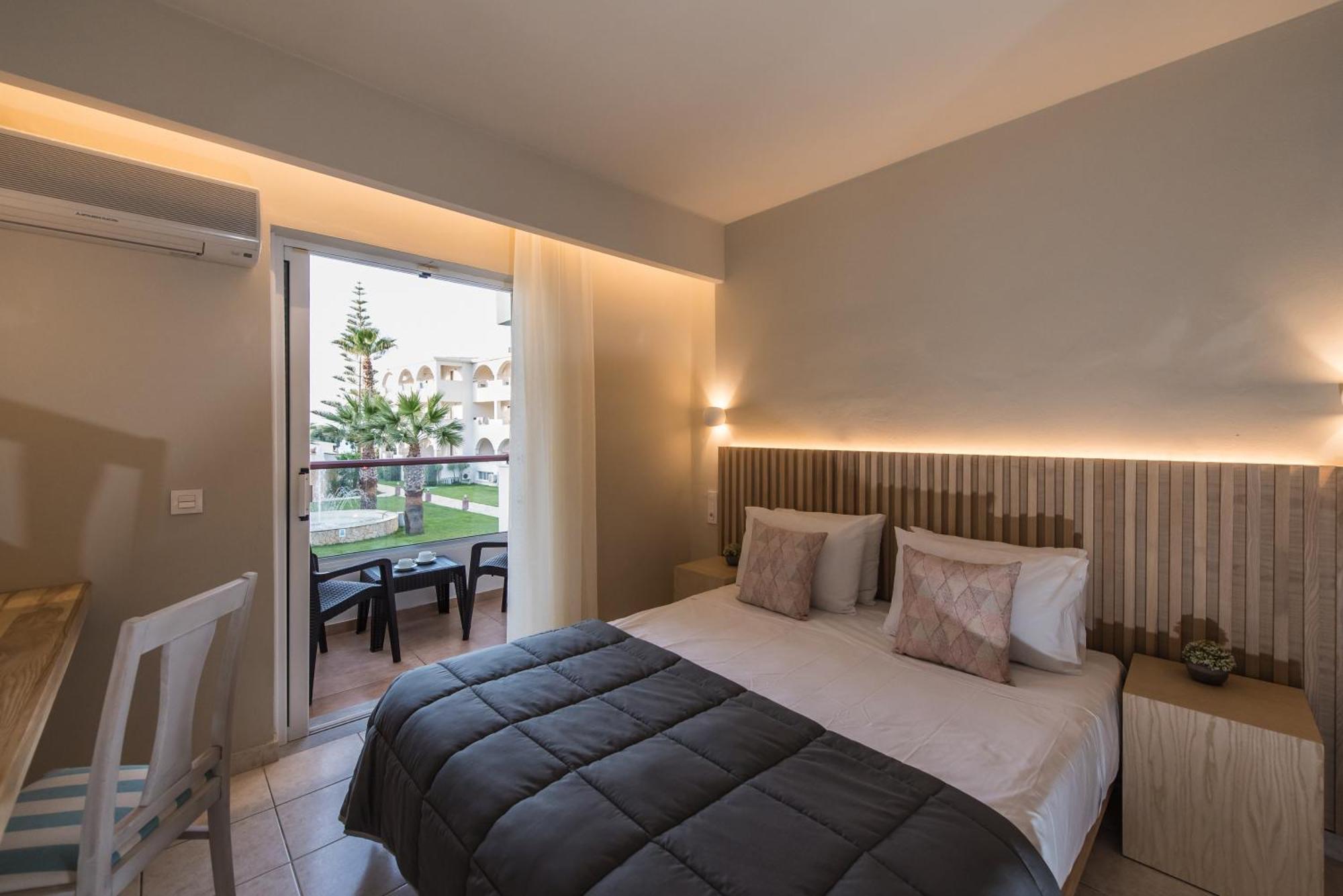 Standard Double or Twin Room Garden View