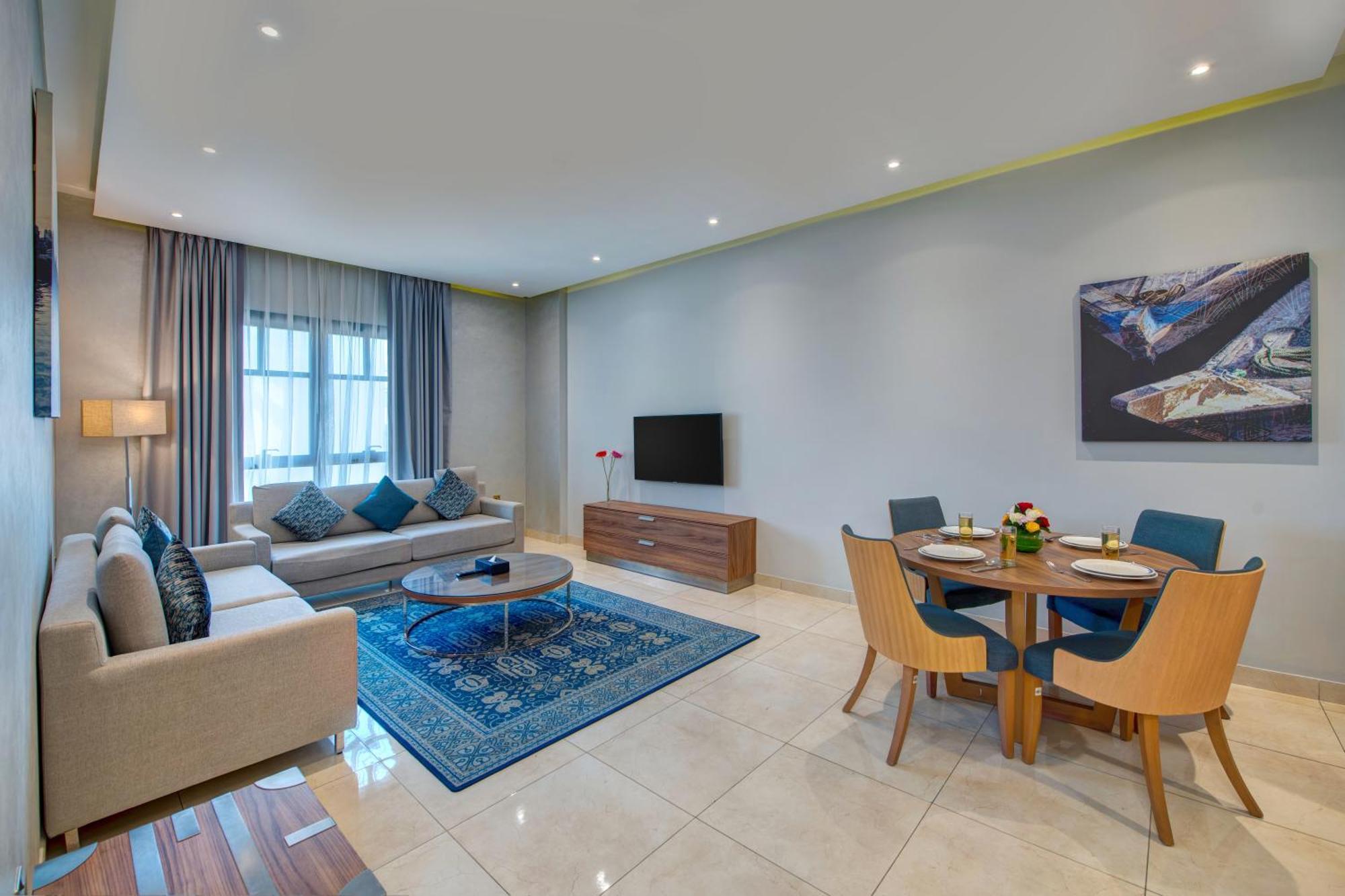 One-Bedroom City View Apartment