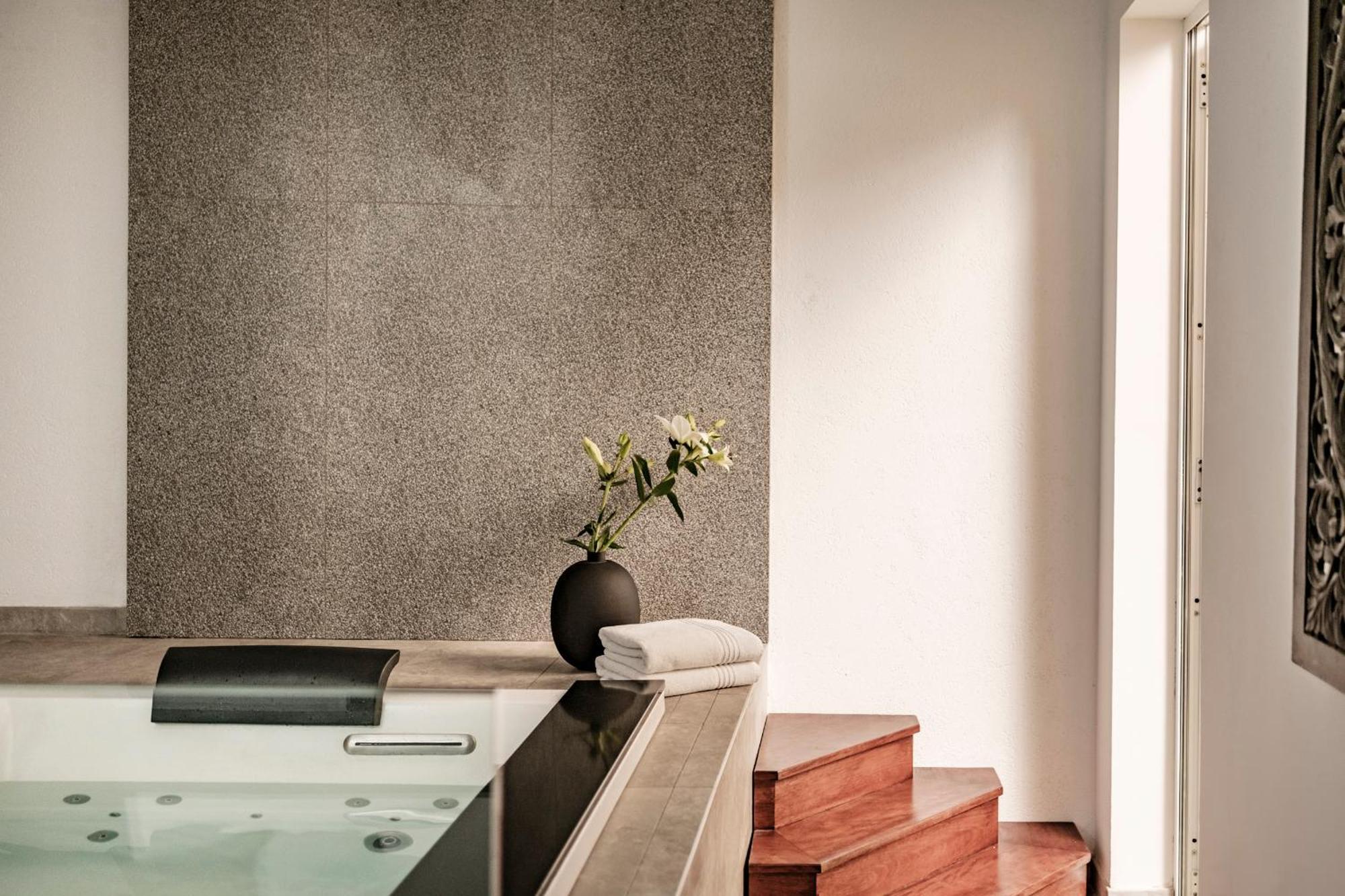 SPA Suite