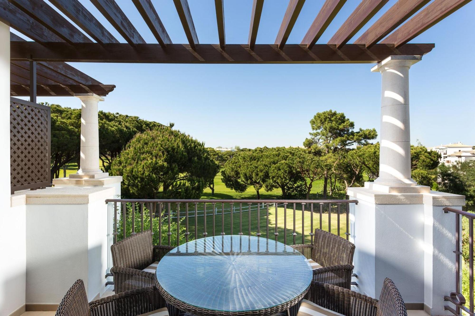 2 Bedroom Residence Top floor