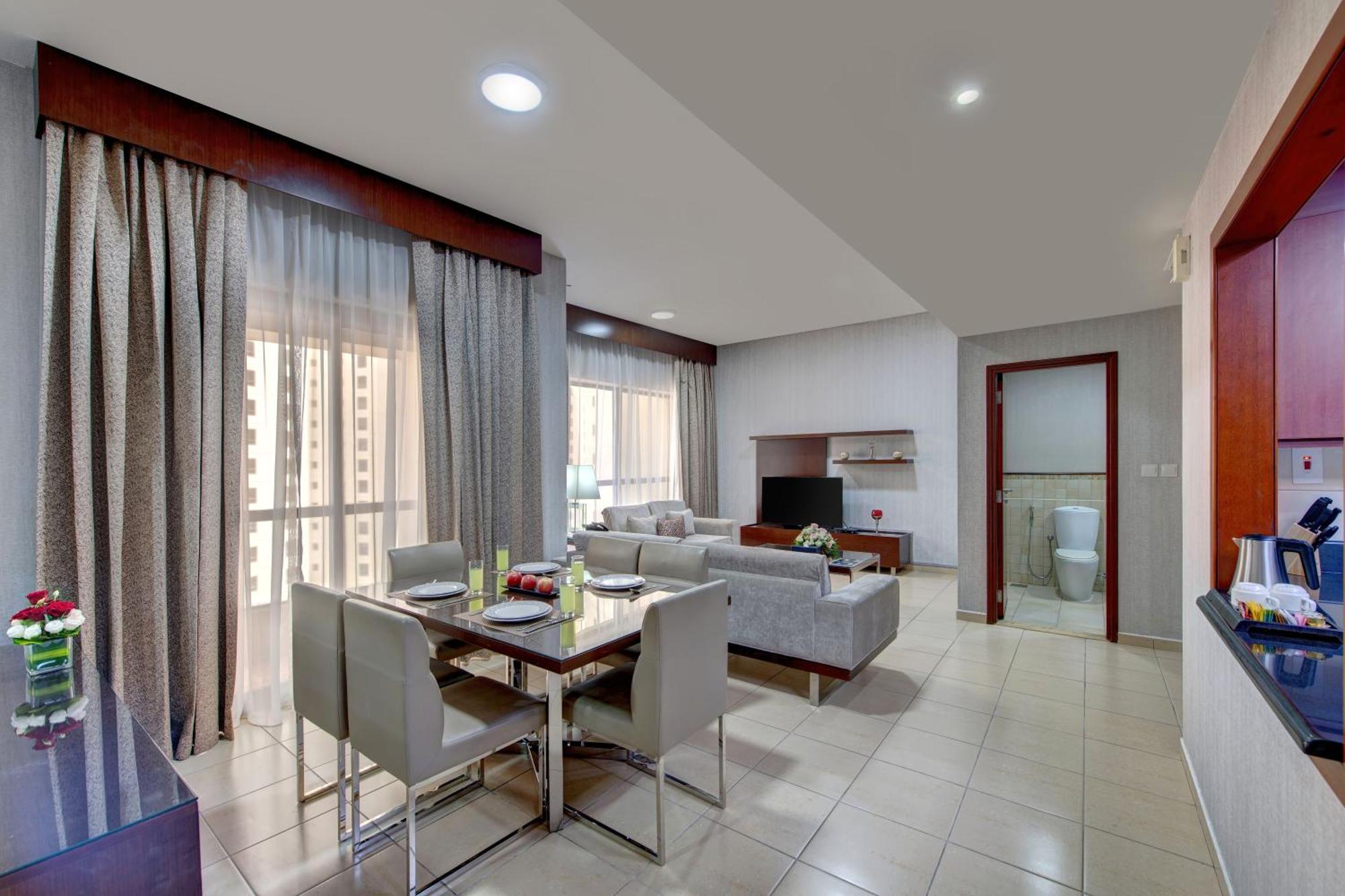 Deluxe Two-Bedroom Apartment