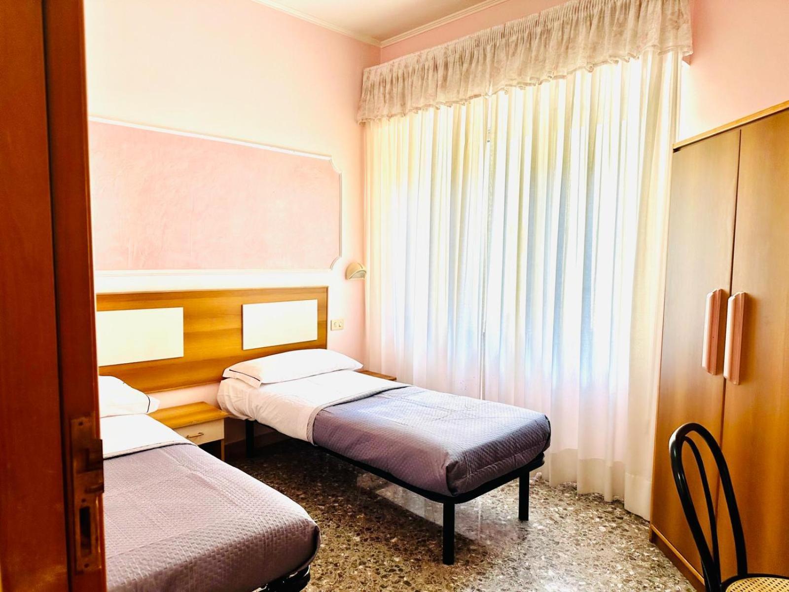 Economy Twin Room