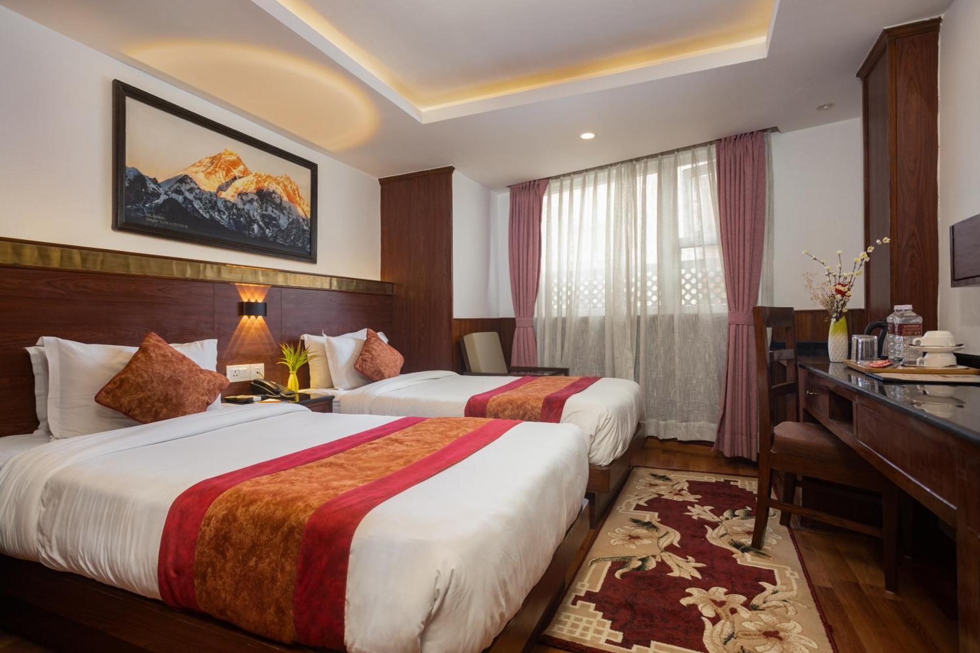 Deluxe Twin Room Airport Pickup