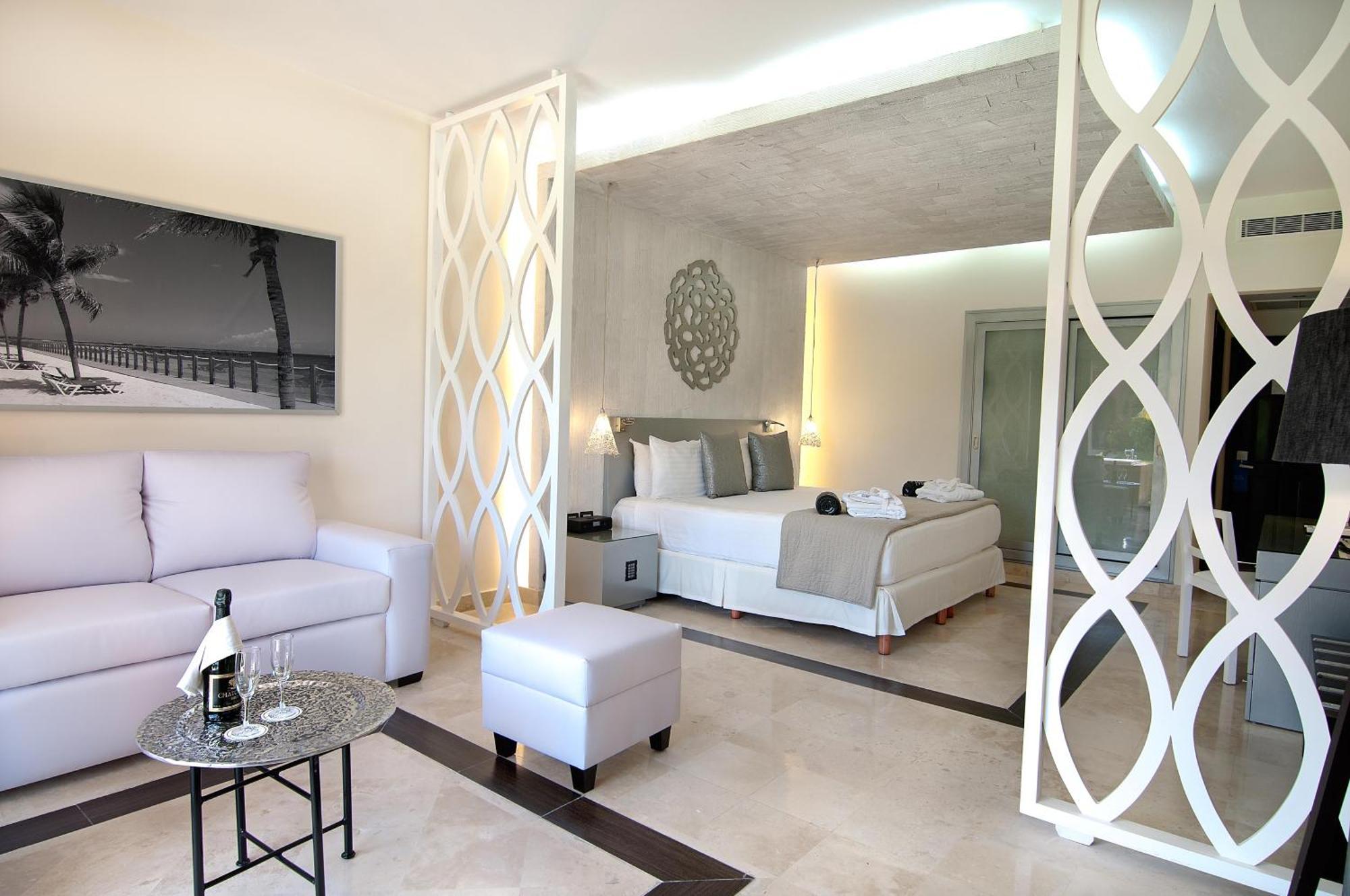 Privilege Junior Suite with Jacuzzi,1613659429:JPEG