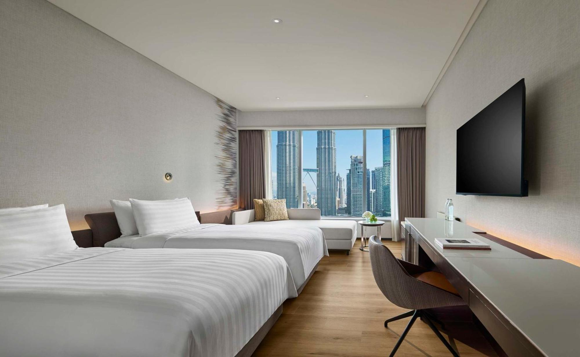 Deluxe Twin Towers View Room – Twin bed (Newly Refurbished),1277687929:JPEG