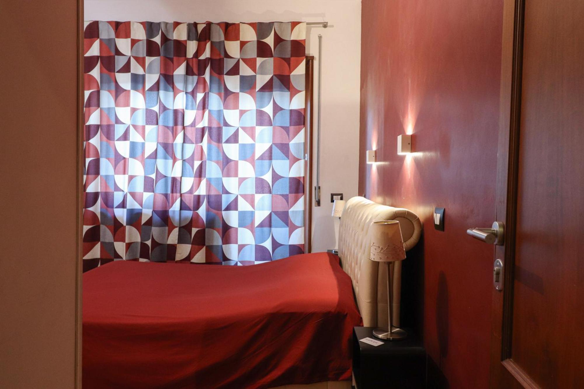 Deluxe Double Room Shower
