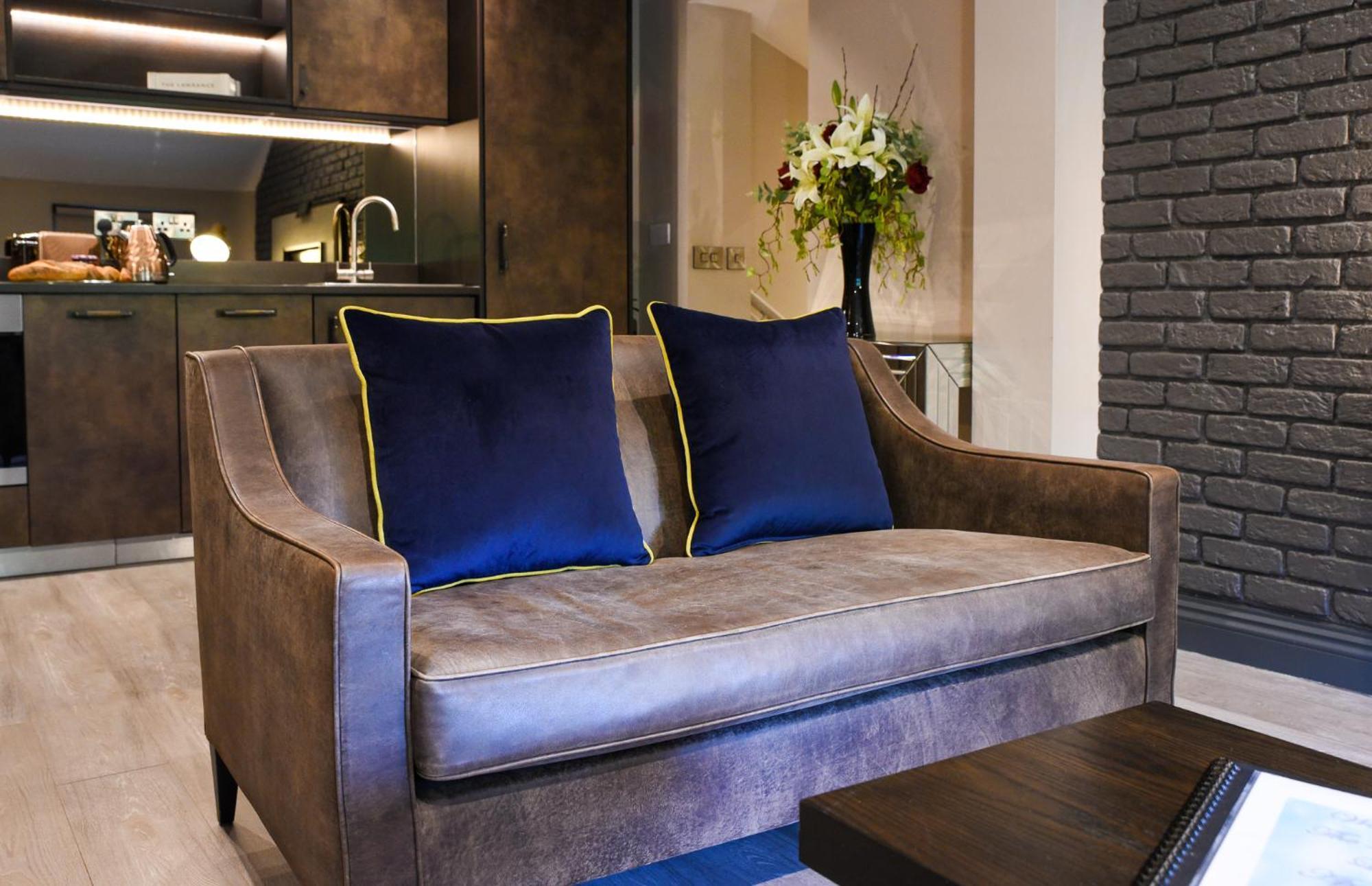 Suite Tanner Row