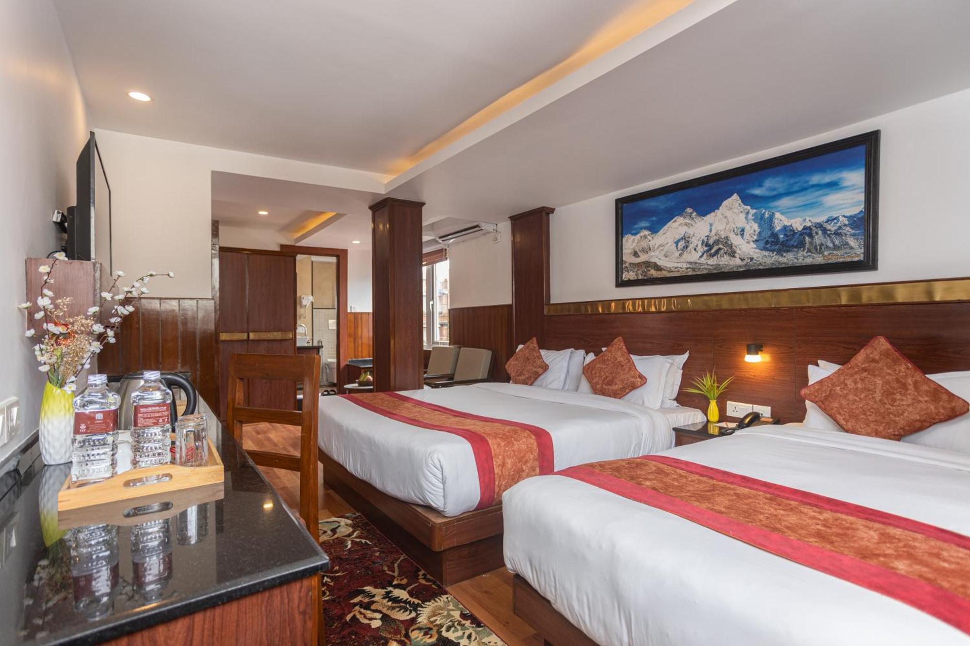 Deluxe Family Room Airport Pickup