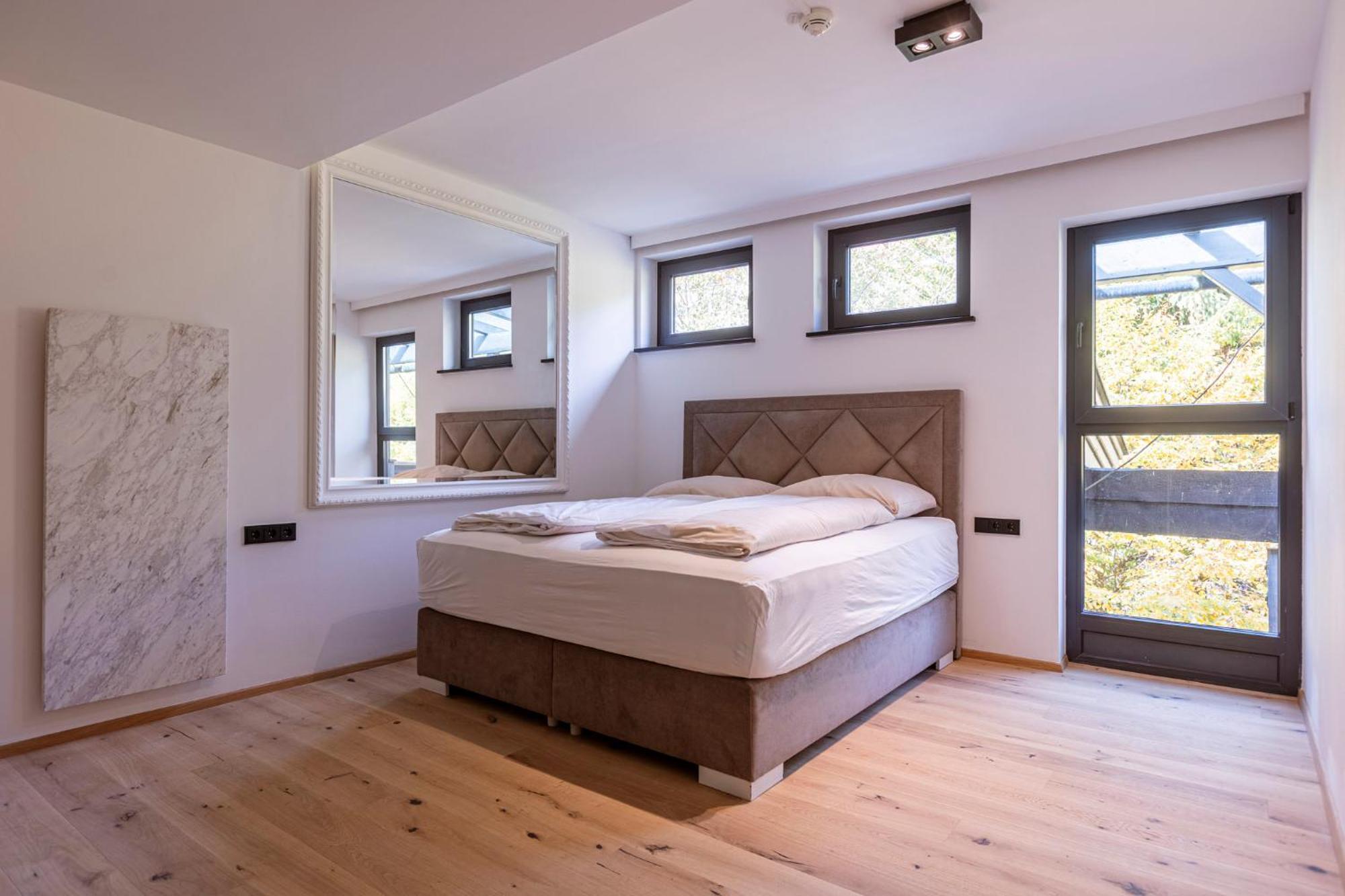 Two-Bedroom Suite IR-Sauna