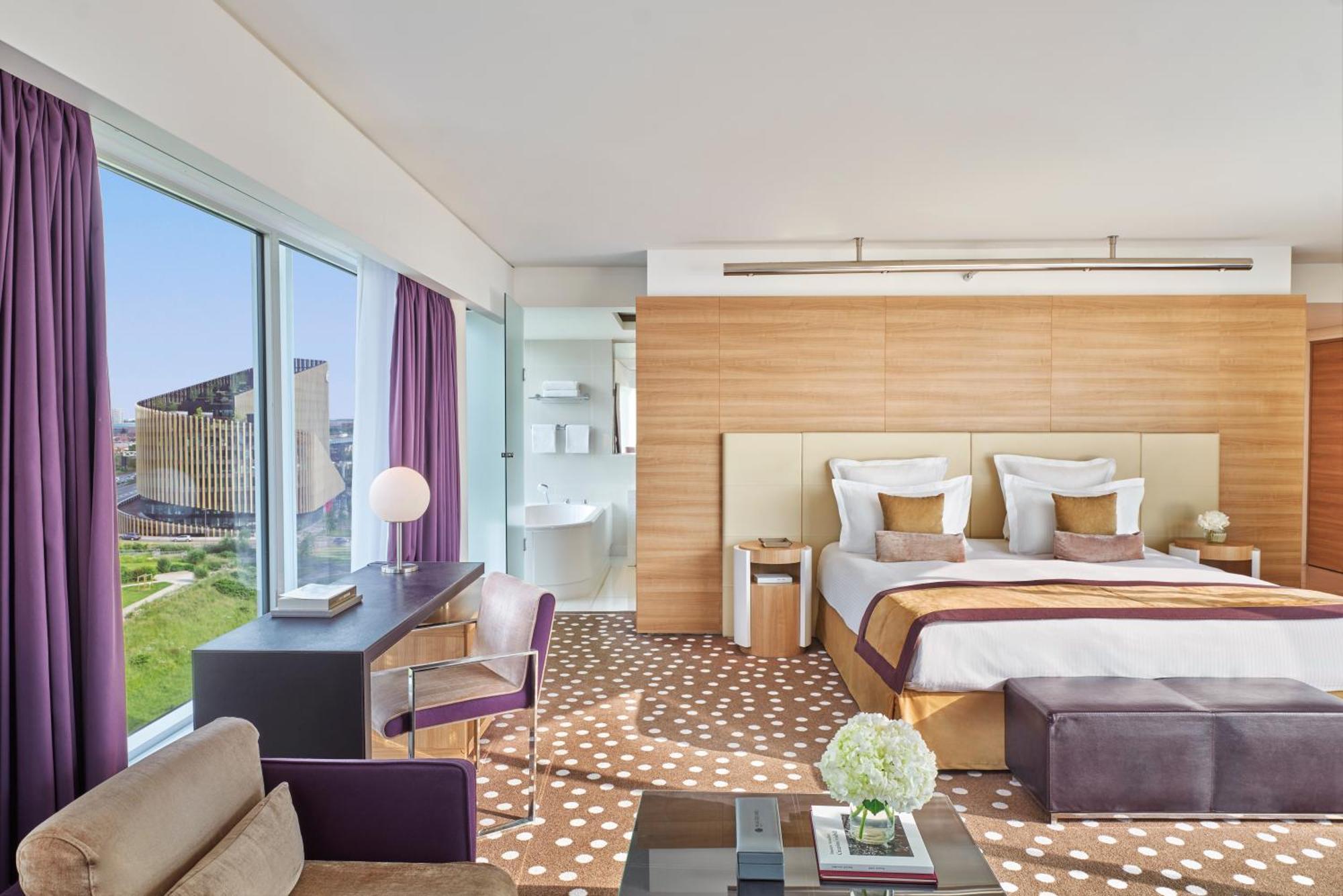 Junior Suite,1614781635:JPEG