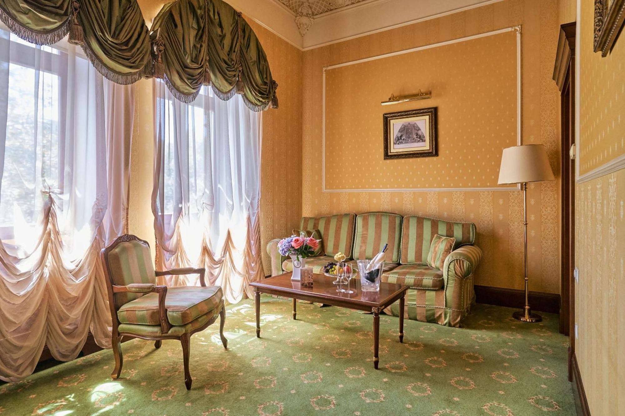 Junior Suite