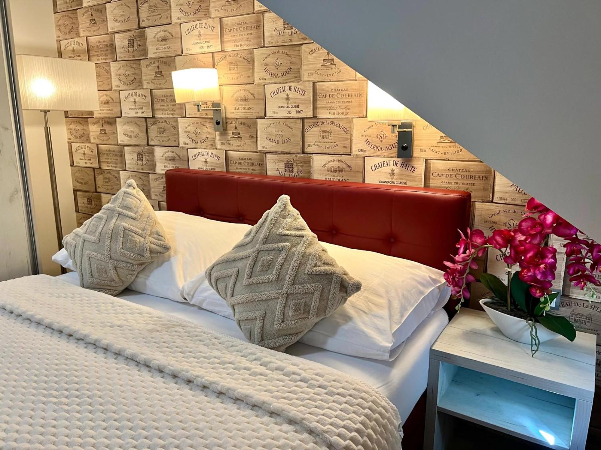 Double Room Balcony Air Conditioning