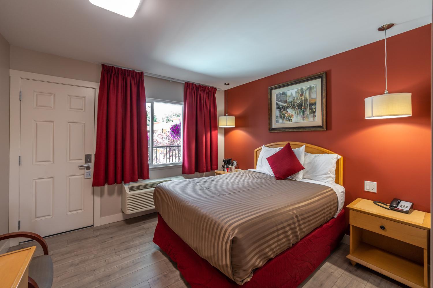 Queen Room