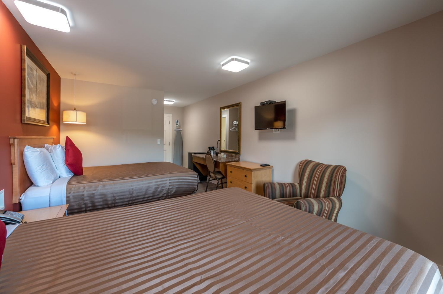 Queen Room Two Queen Beds