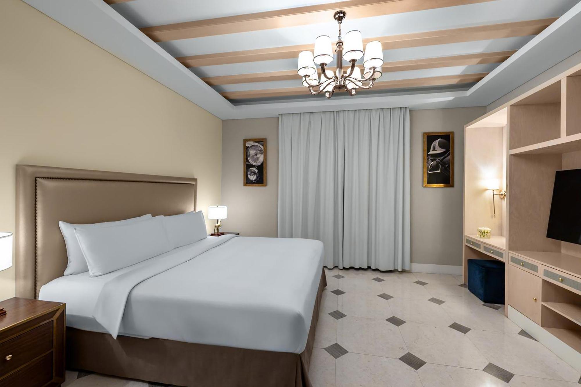 Four-Bedroom Villa Polo View & Private Pool