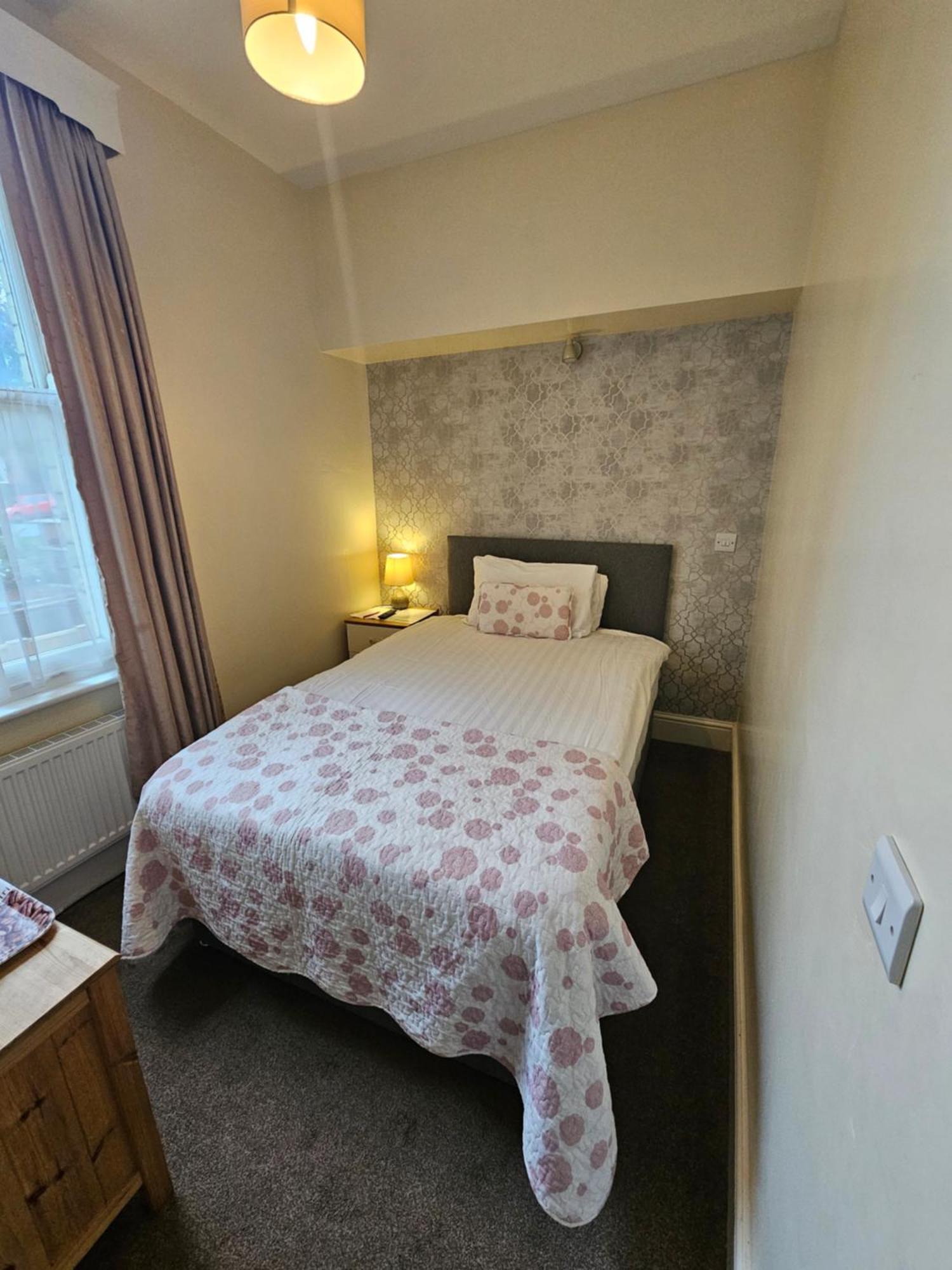 Budget Single Room