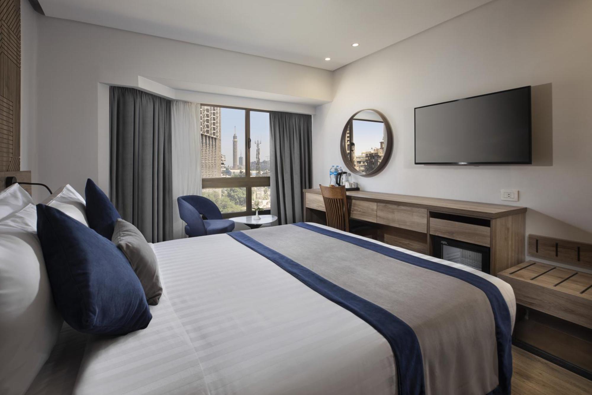 Deluxe King Room