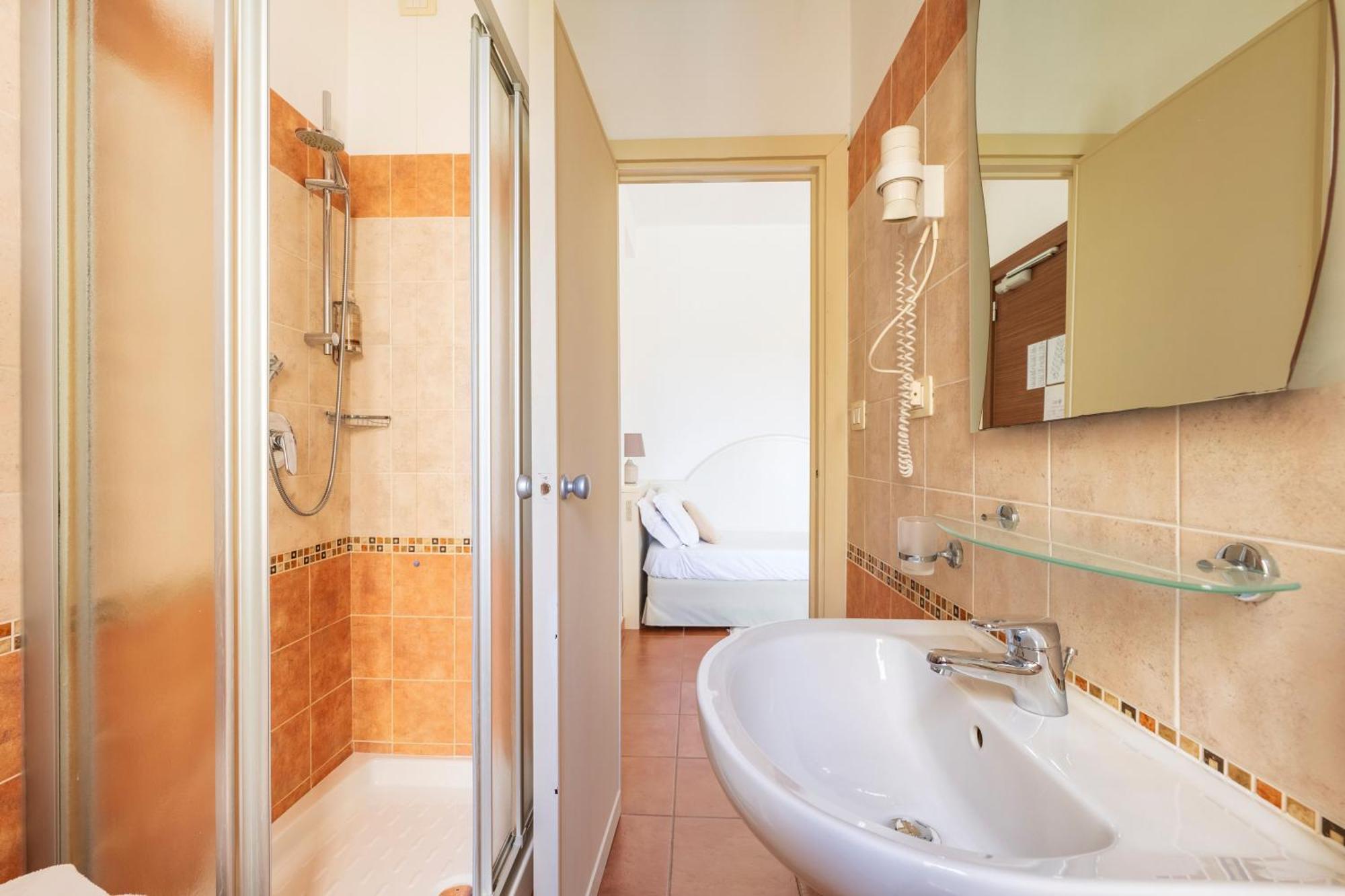 Triple Room Sea or Pool View