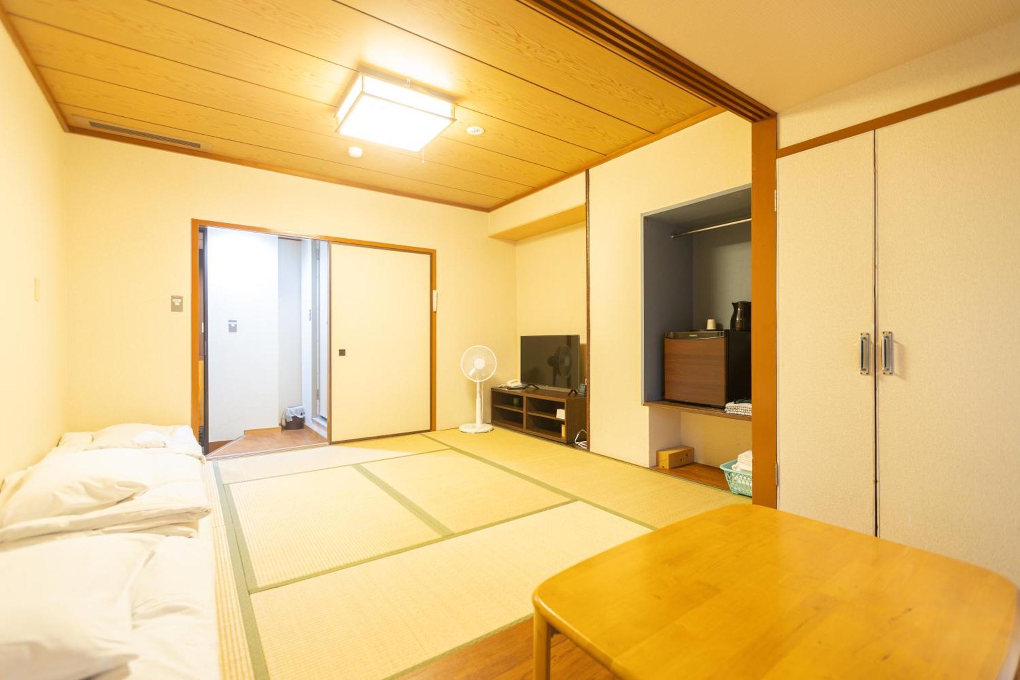 Japanese-Style Quadruple Room