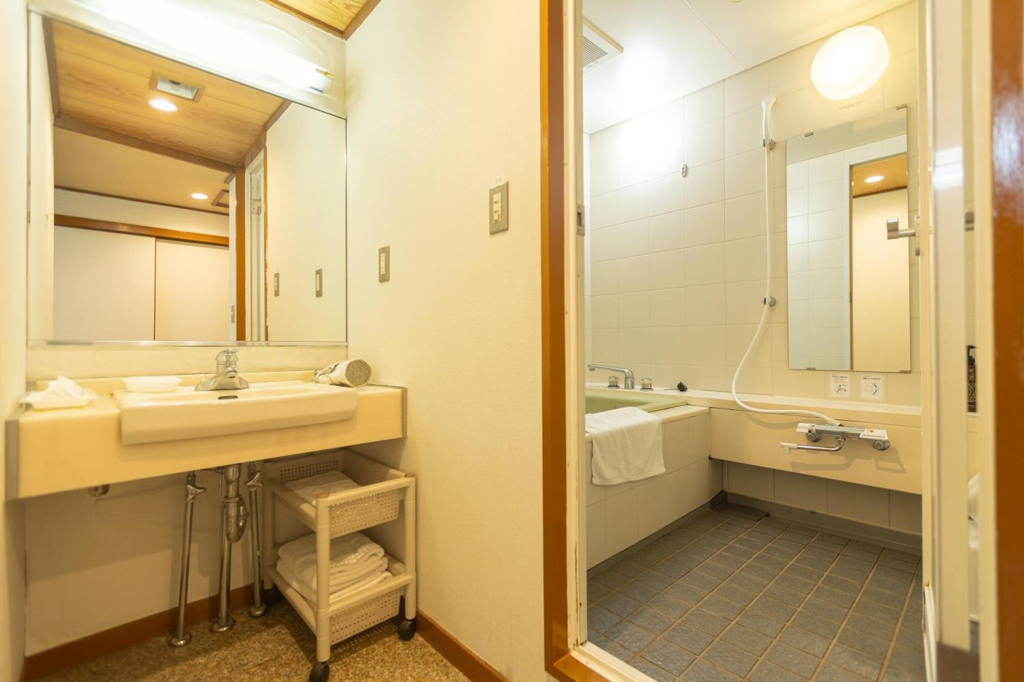 Japanese-Style Quadruple Room