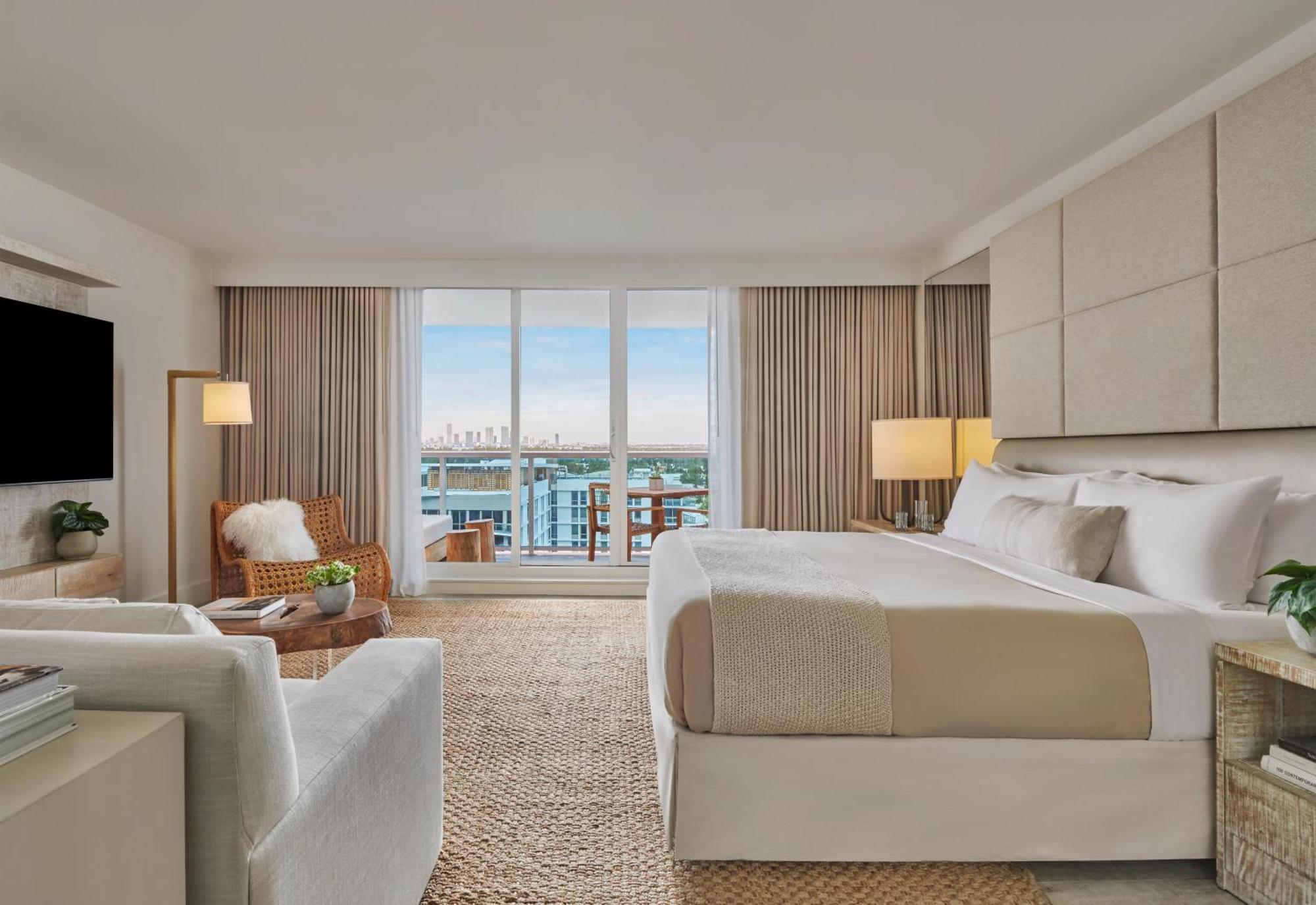 King Studio Suite with Balcony,1615684853:JPEG