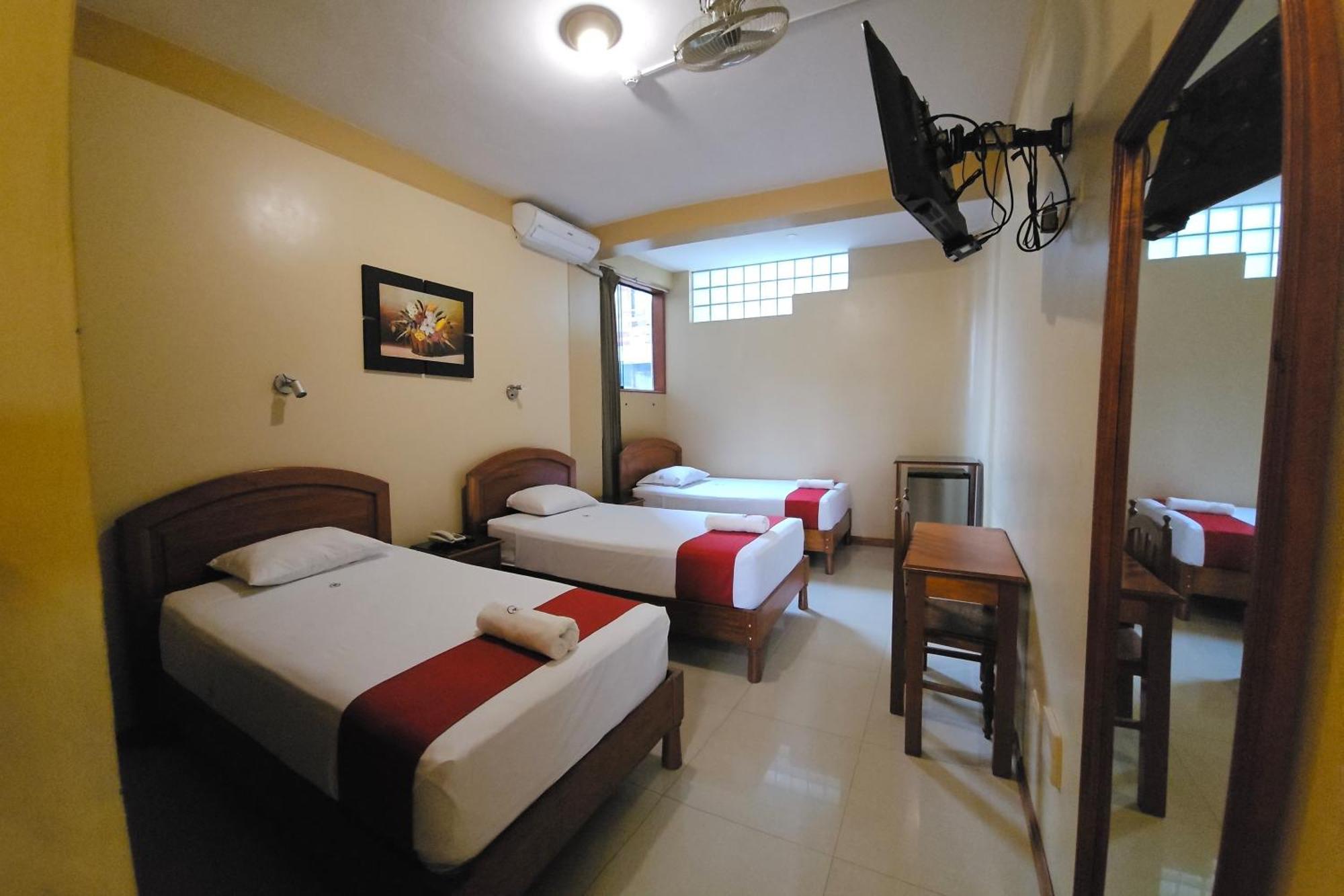 Deluxe Triple Room