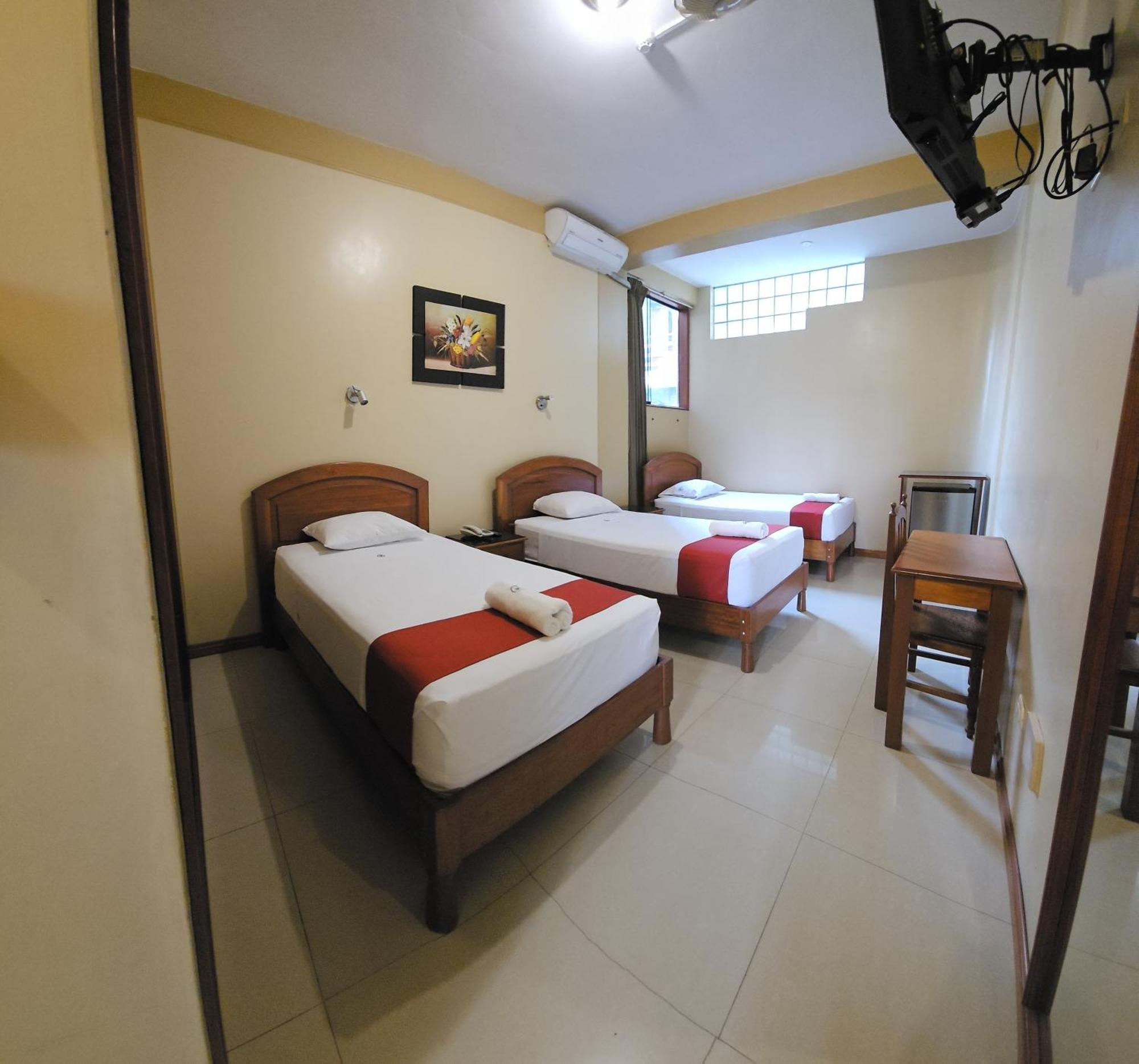 Deluxe Triple Room