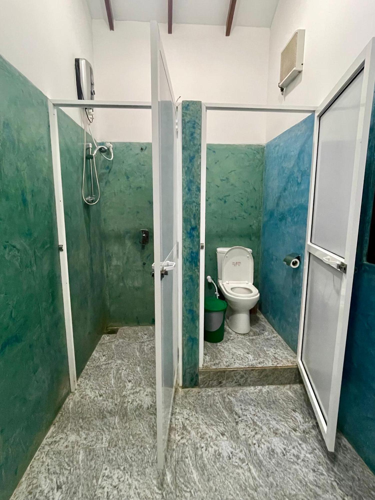 Posto Letto in Dormitorio Misto con 4 Letti