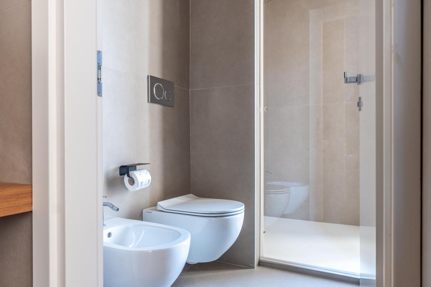 Deluxe Double Room Bath