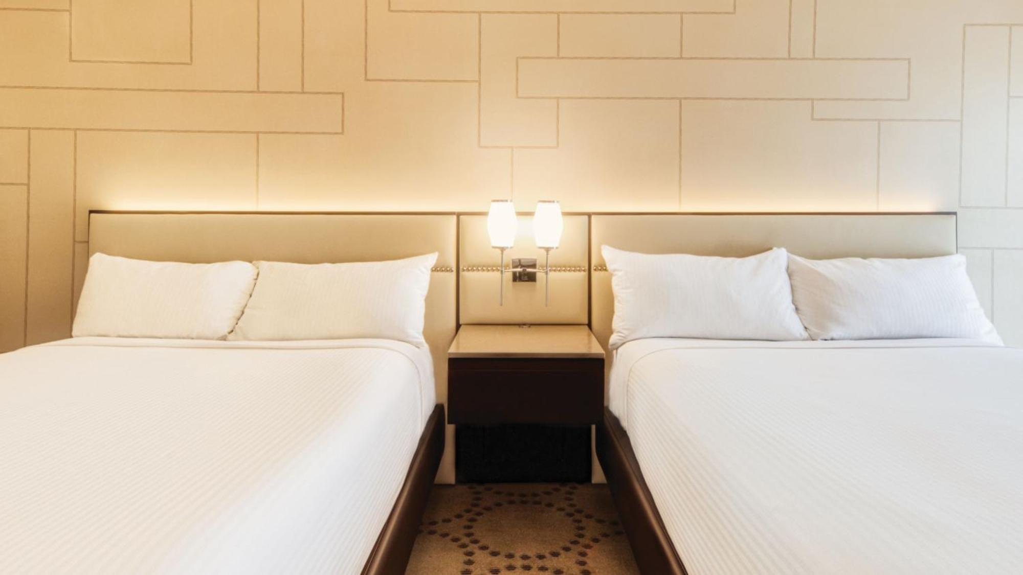 Mountain Tower Deluxe Room 2 Double Beds Non-Smoking