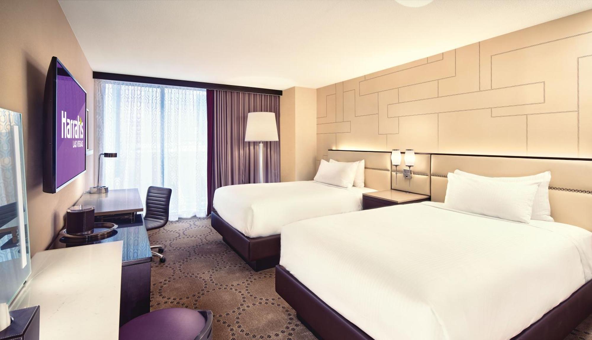 Mountain Tower Deluxe Room 2 Double Beds Non-Smoking