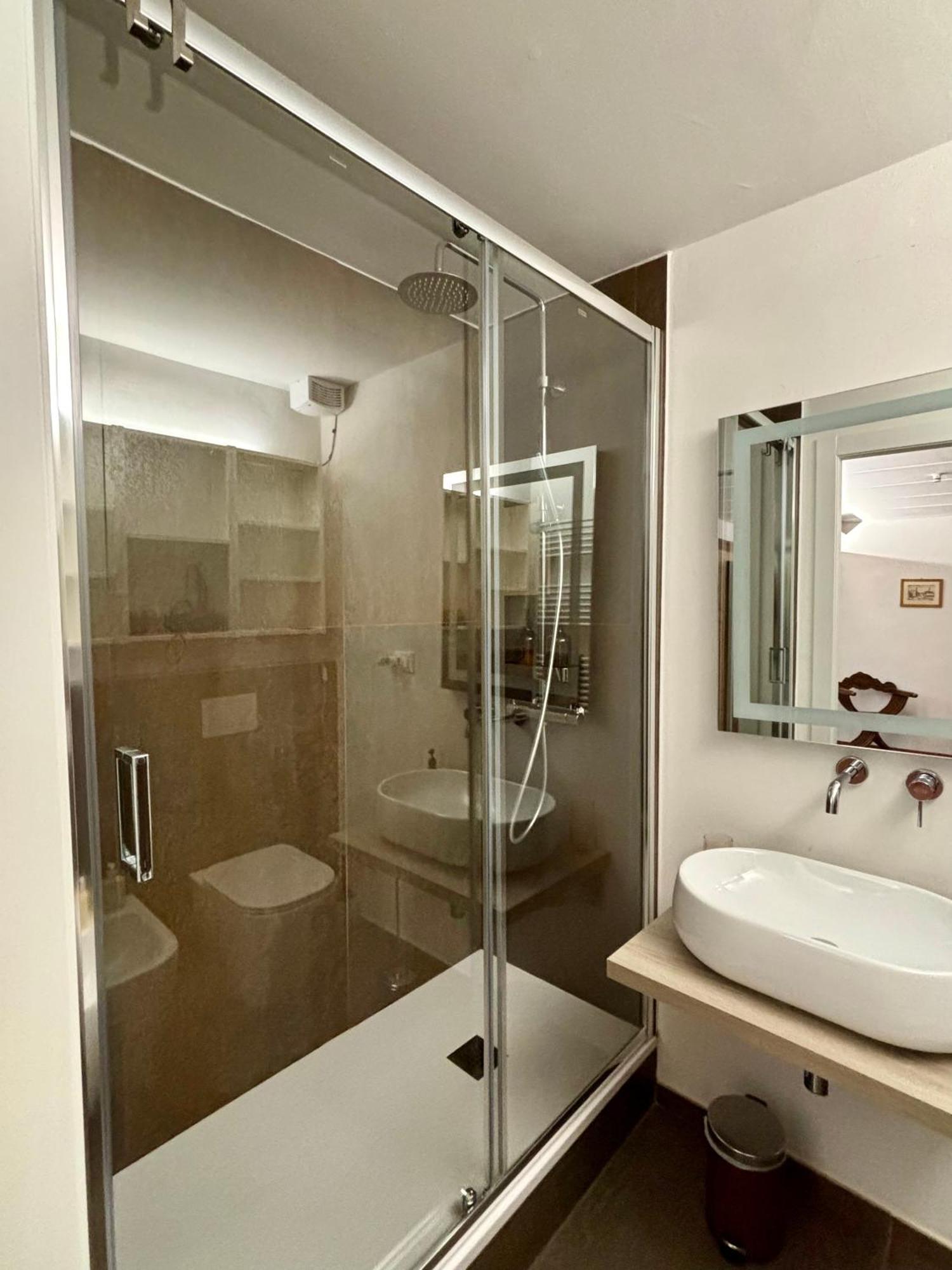 Standard Double Suite