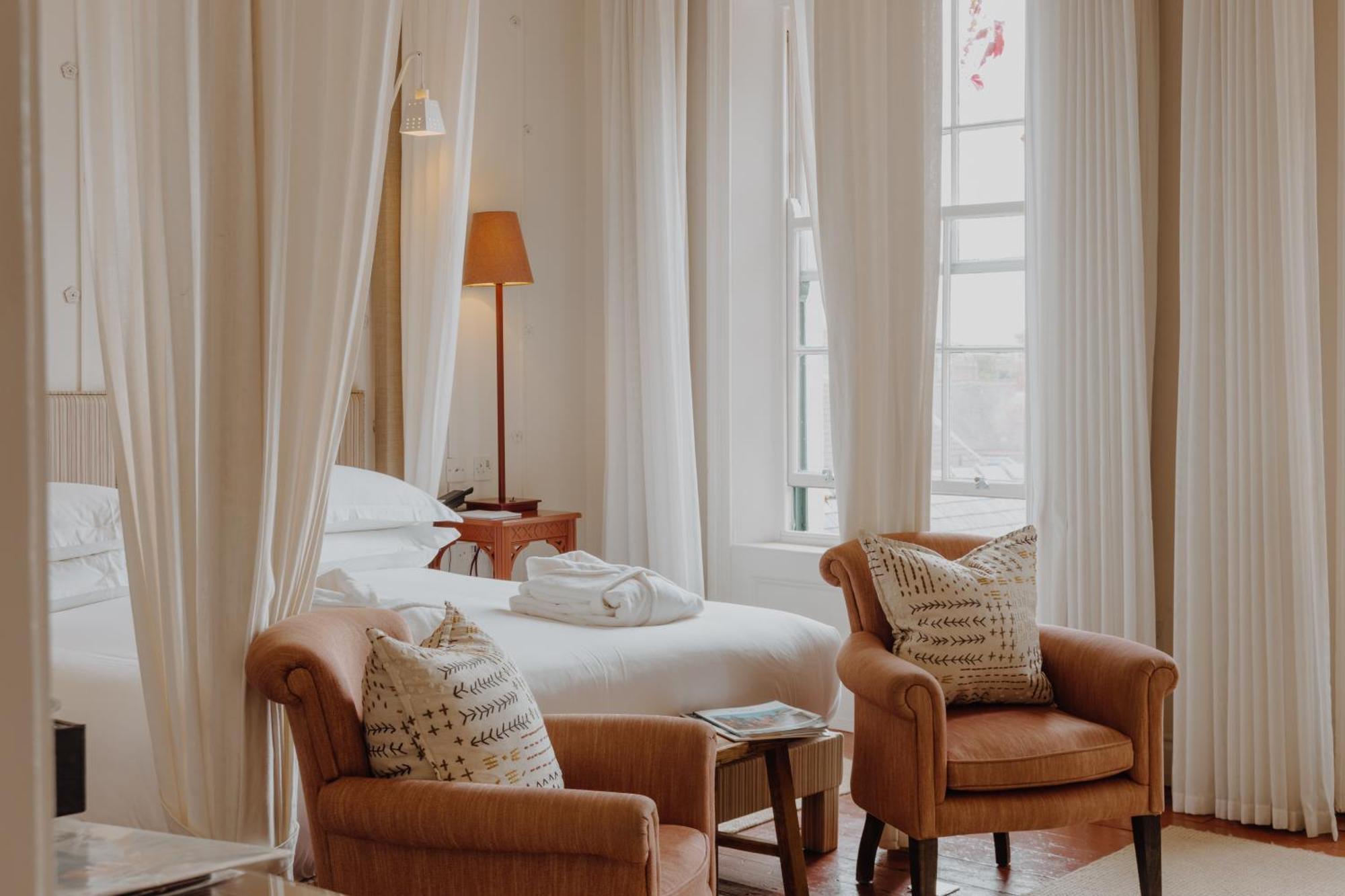 Large Guest Room