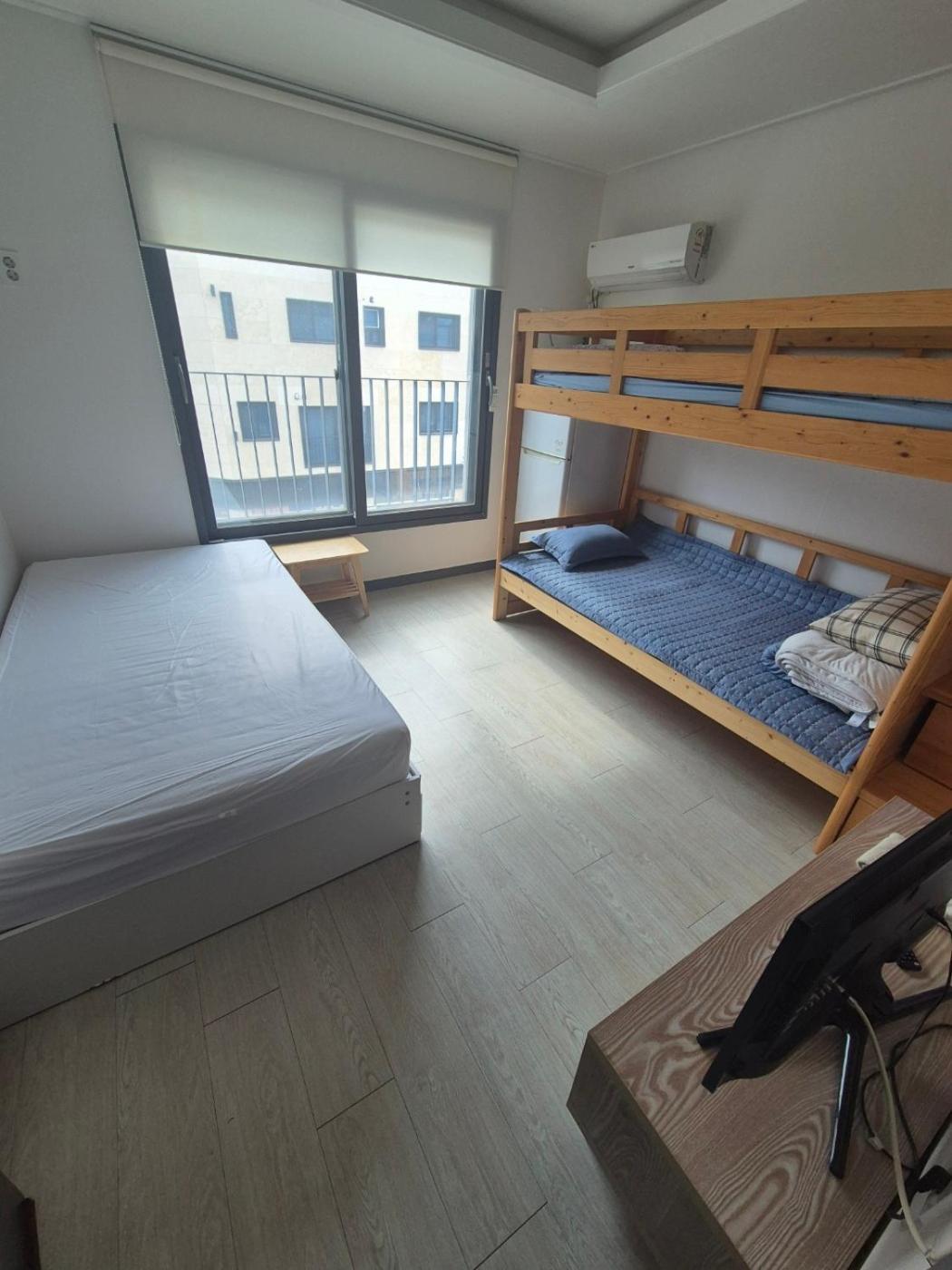Basic Triple Room