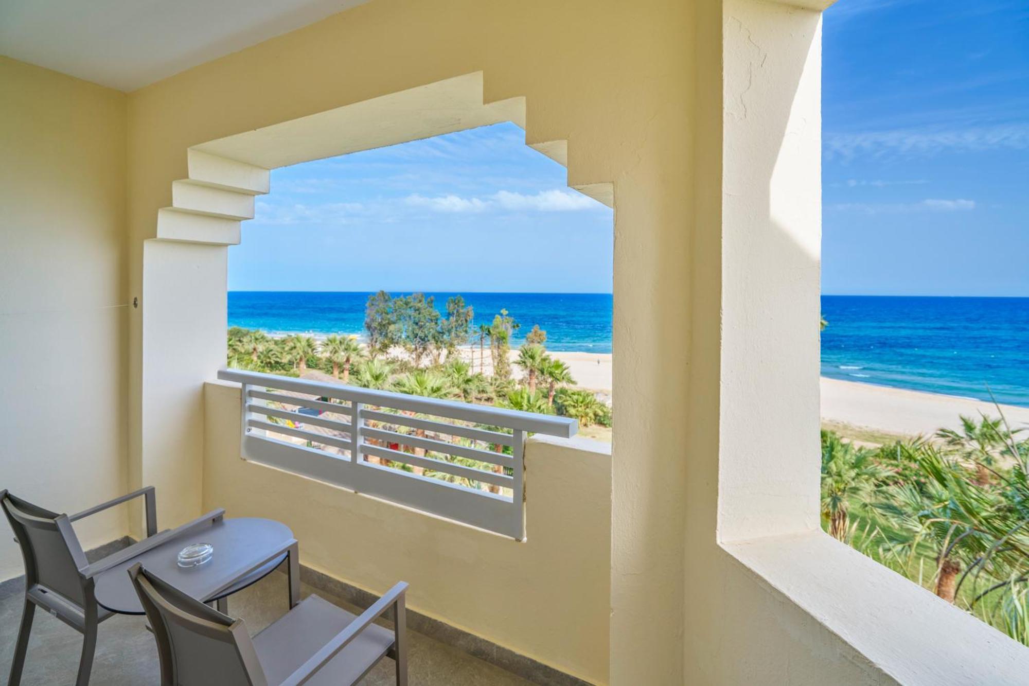 Family Room Sea View