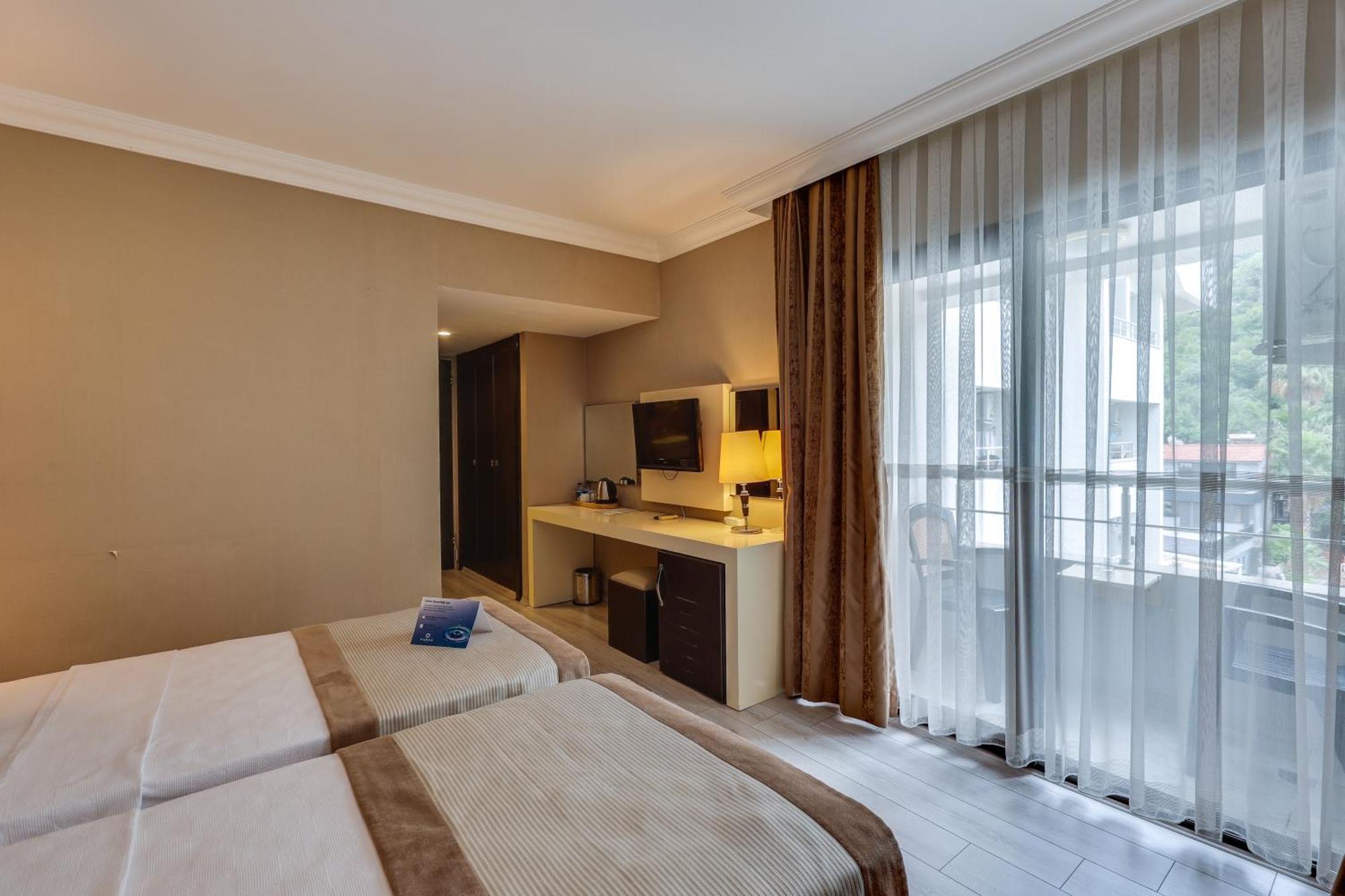 Double or Twin Room City View