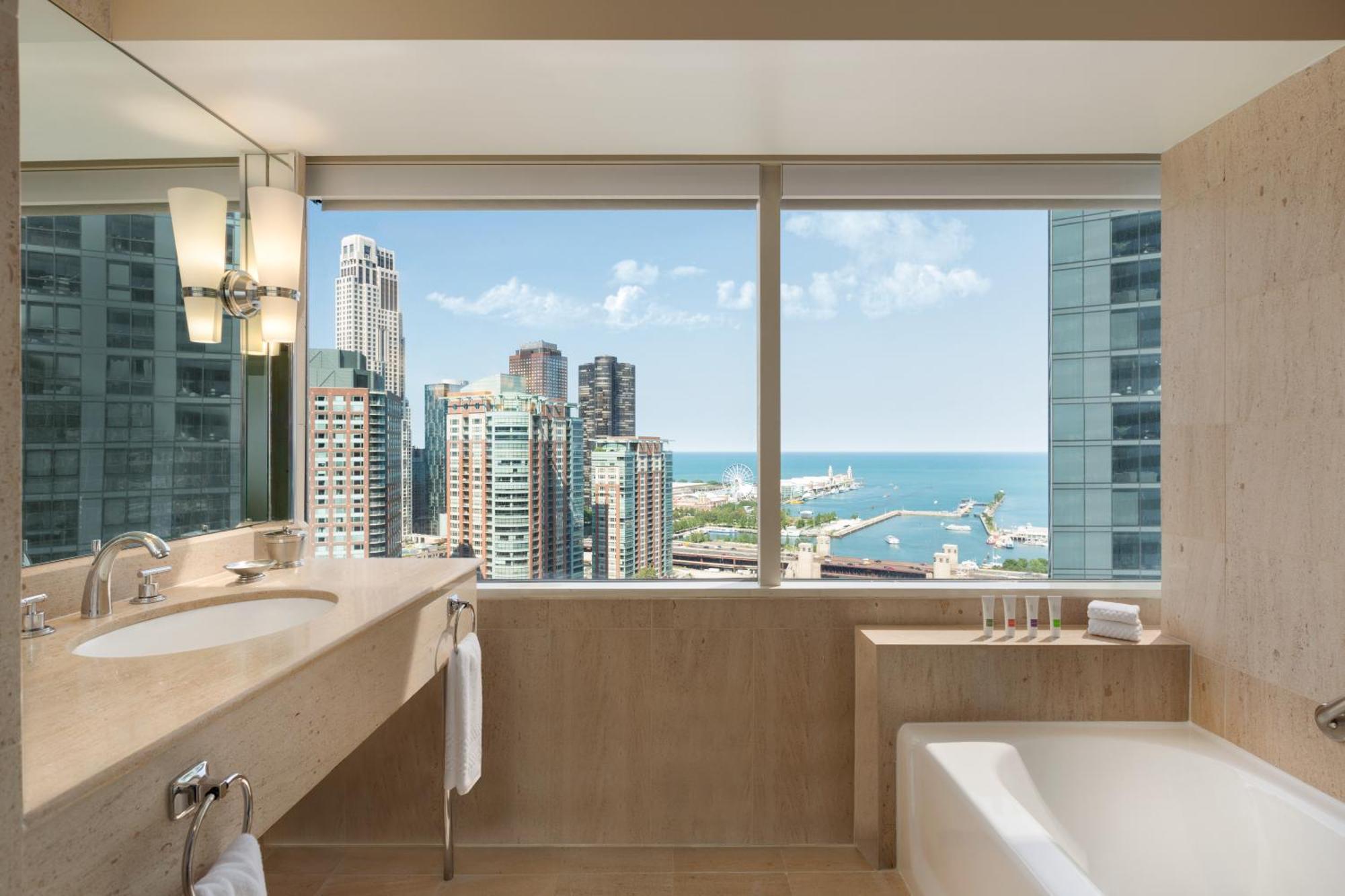 Quarto de Canto Premier com 1 Cama King-size e Vista