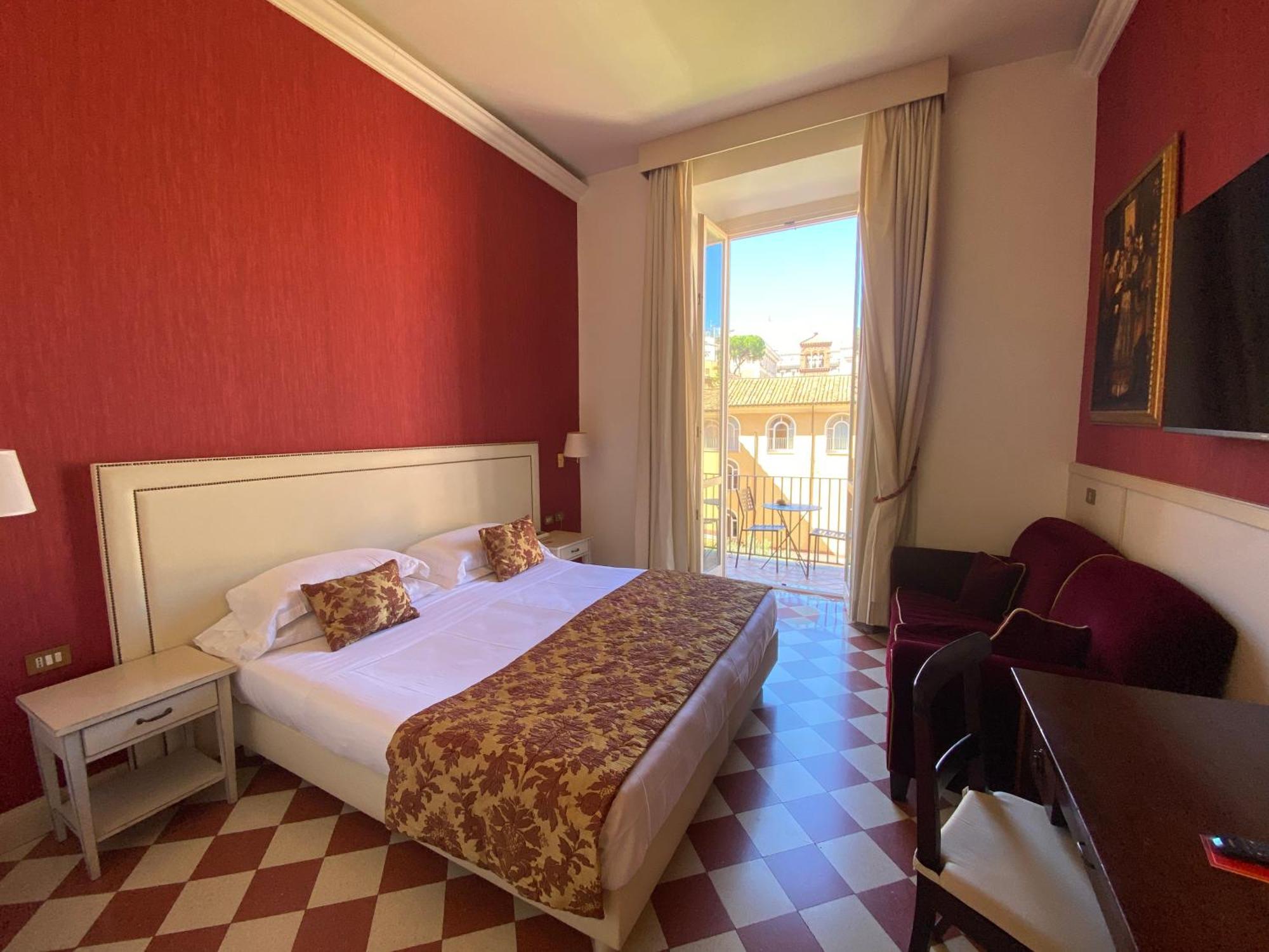 Deluxe Double or Twin Room