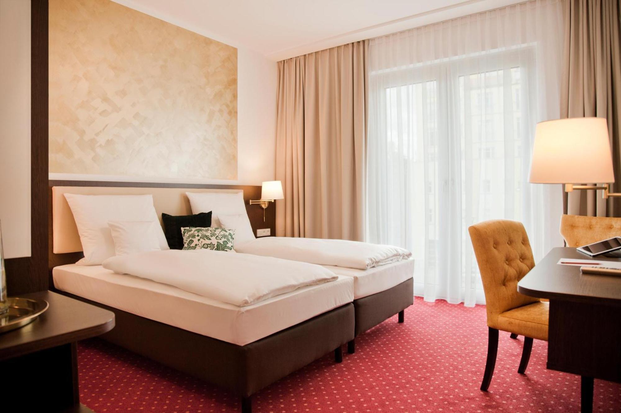 Double Room with Balcony,1617882613:JPEG
