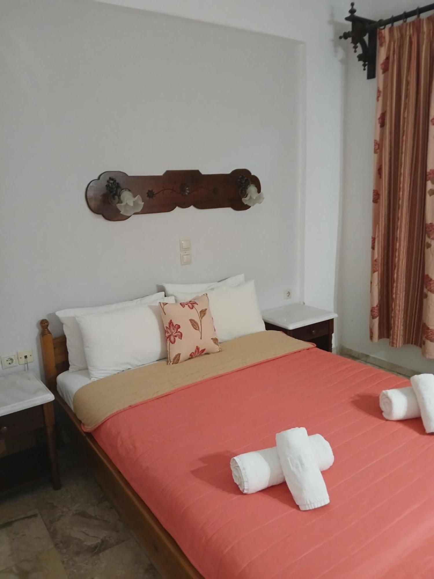 Economy Double Room,1589127601:JPEG