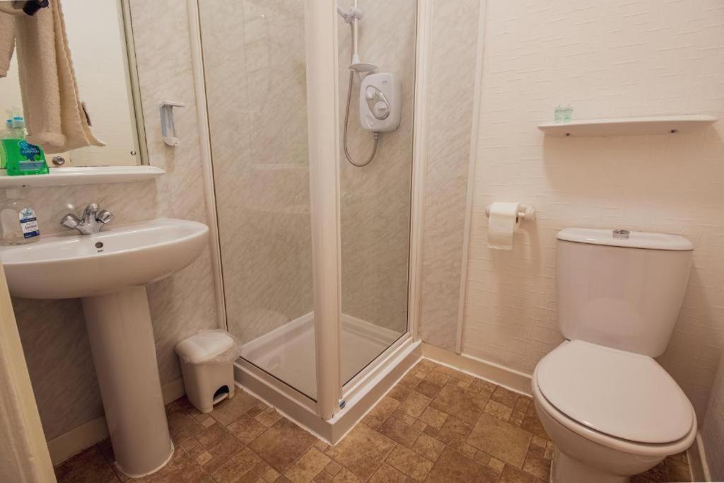 Quarto Duplo com Banheiro Privativo