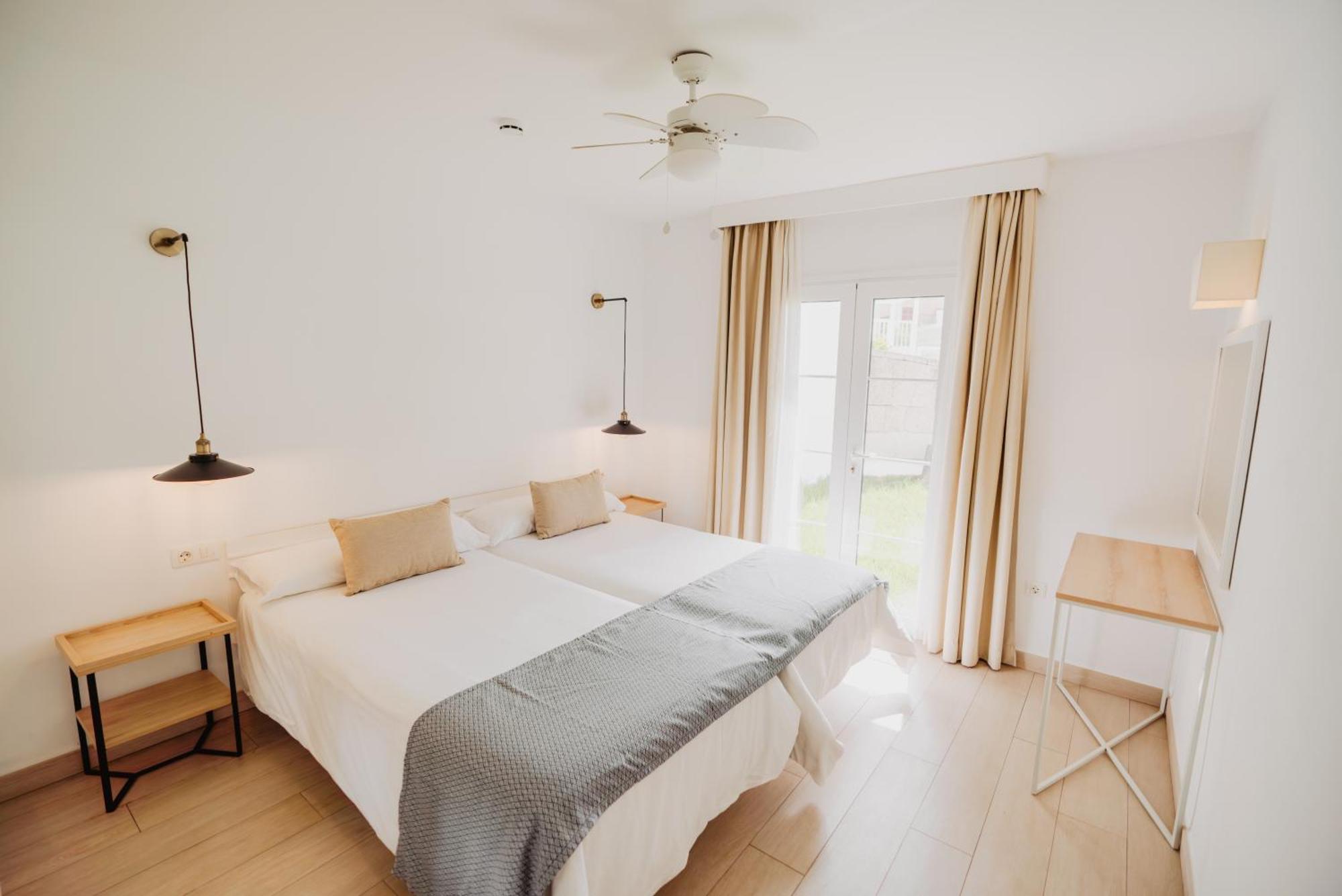 Deluxe One-Bedroom Apartment Ground Floor