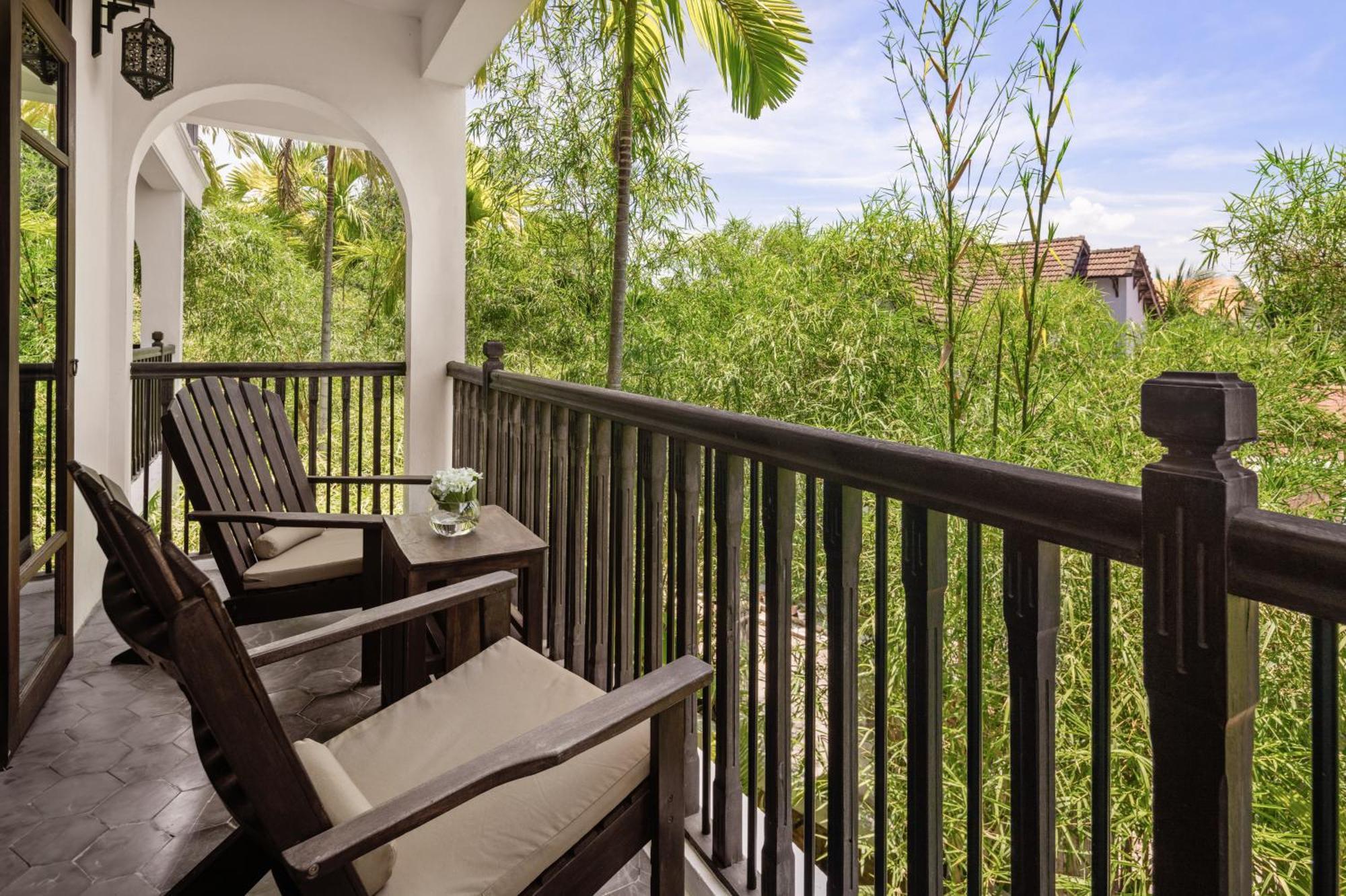 Superior Garden view balcony