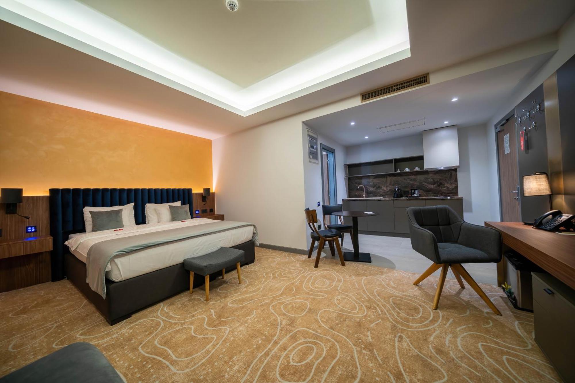 Junior Suite