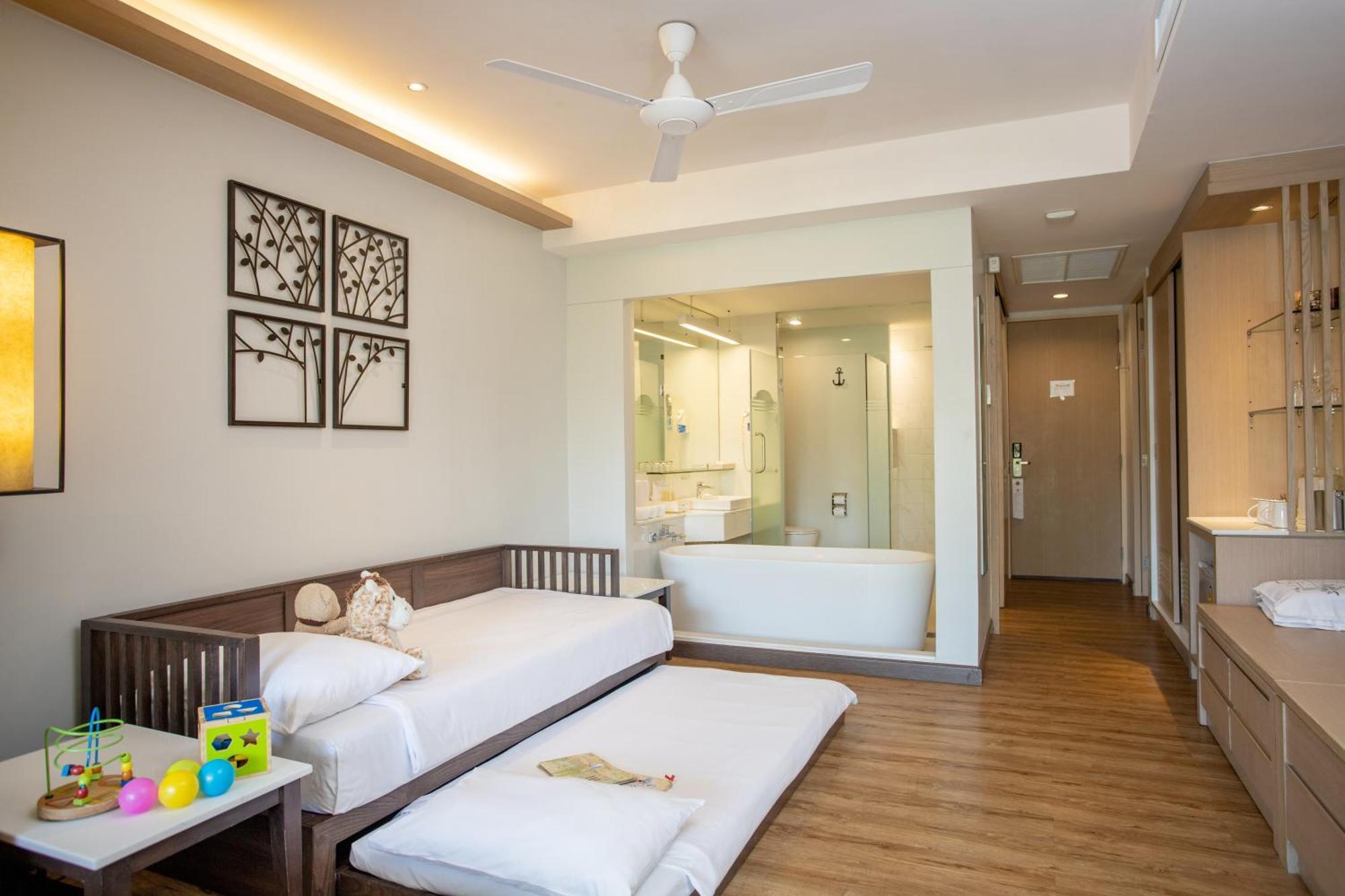 Grand Deluxe (Bhuri Wing)