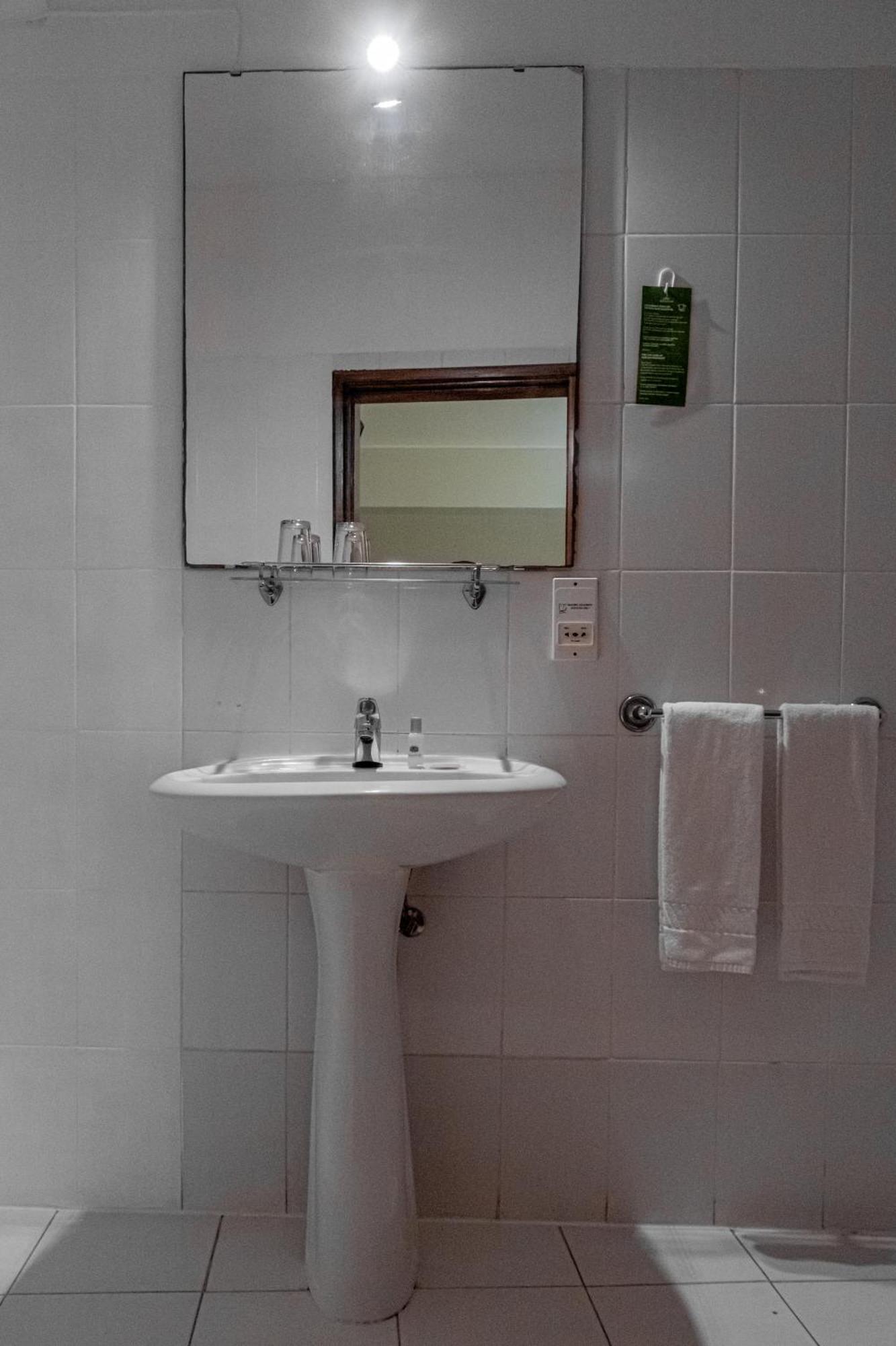 Double Room,1619787405:JPEG
