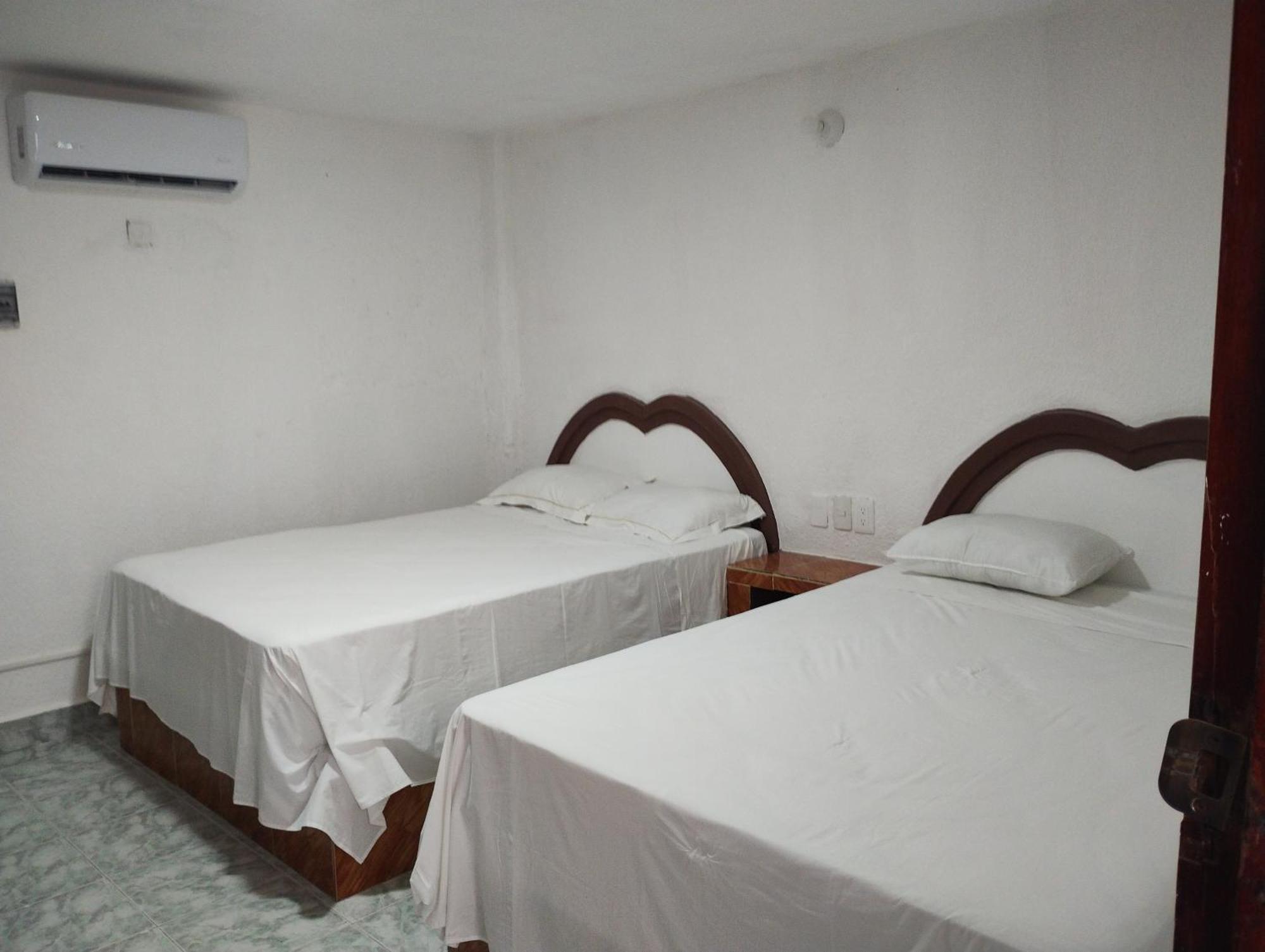 Habitación Doble con baño privado