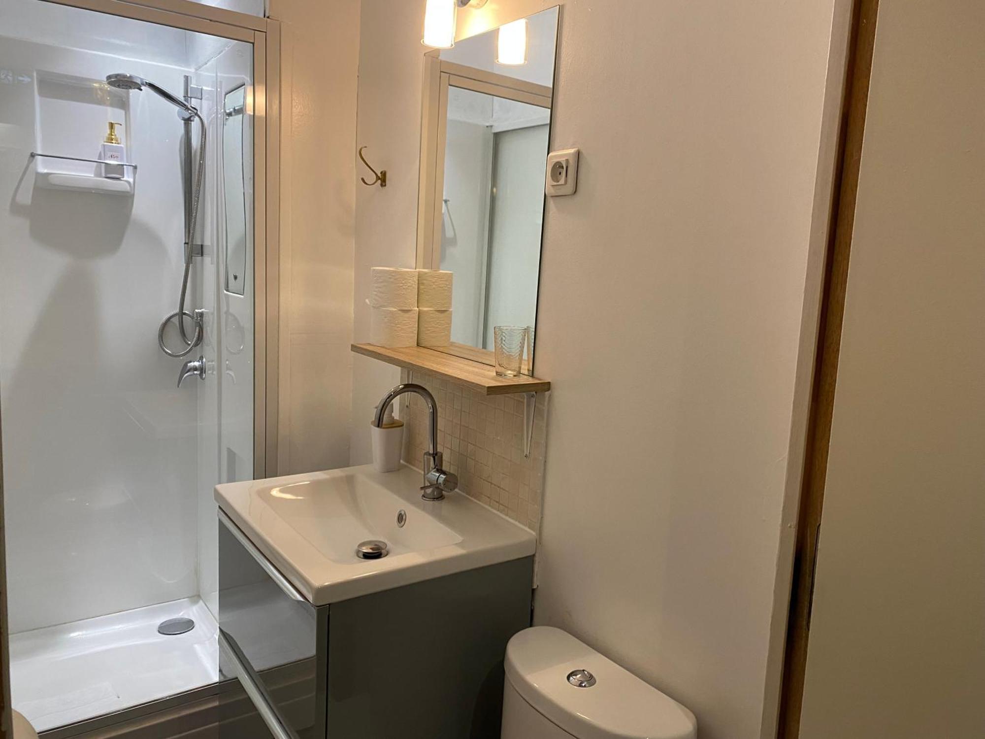 Habitación Individual con baño privado externo
