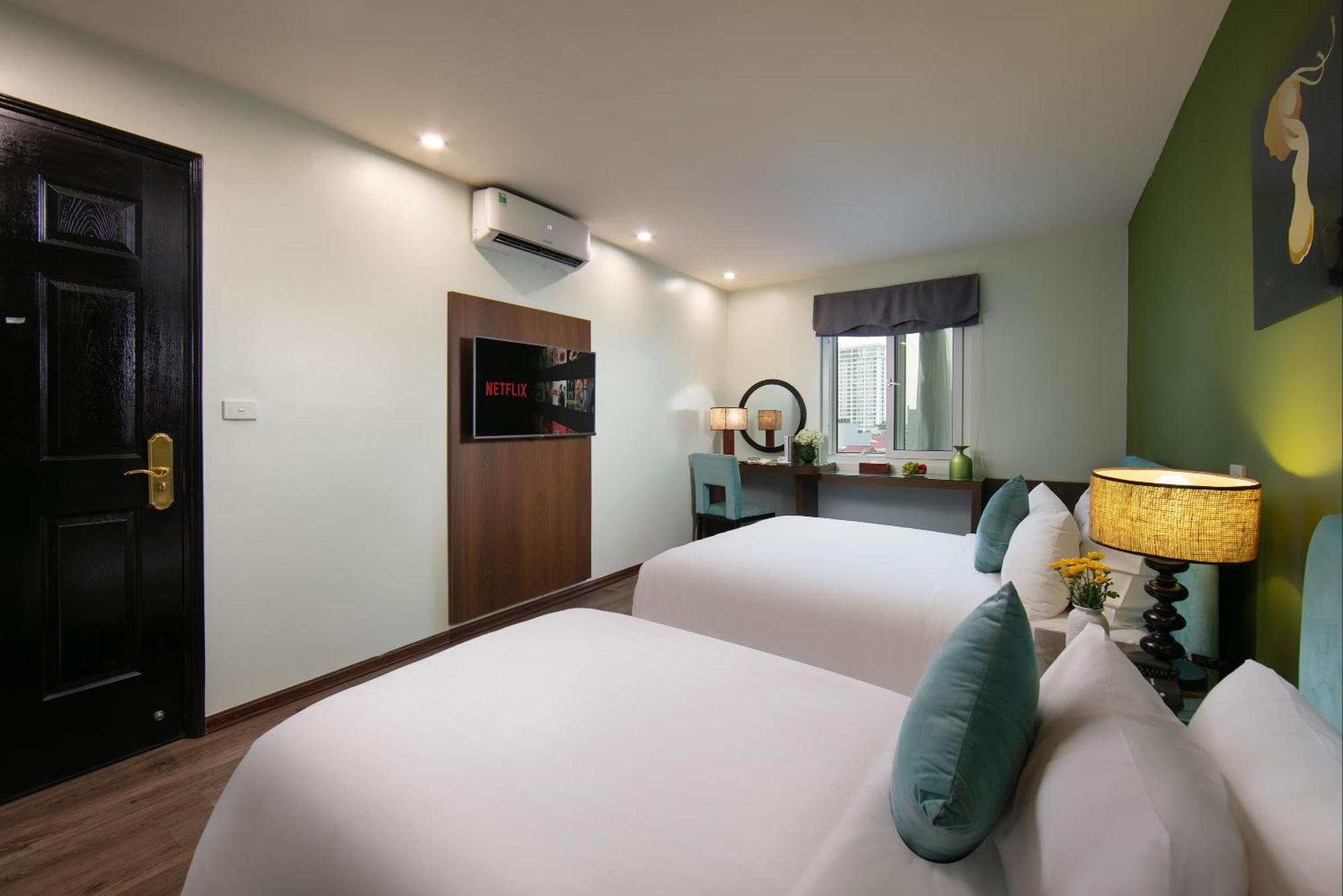 Deluxe Twin Room