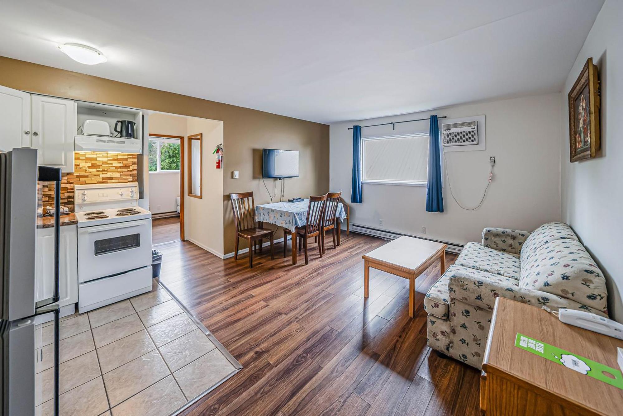 One-Bedroom Suite